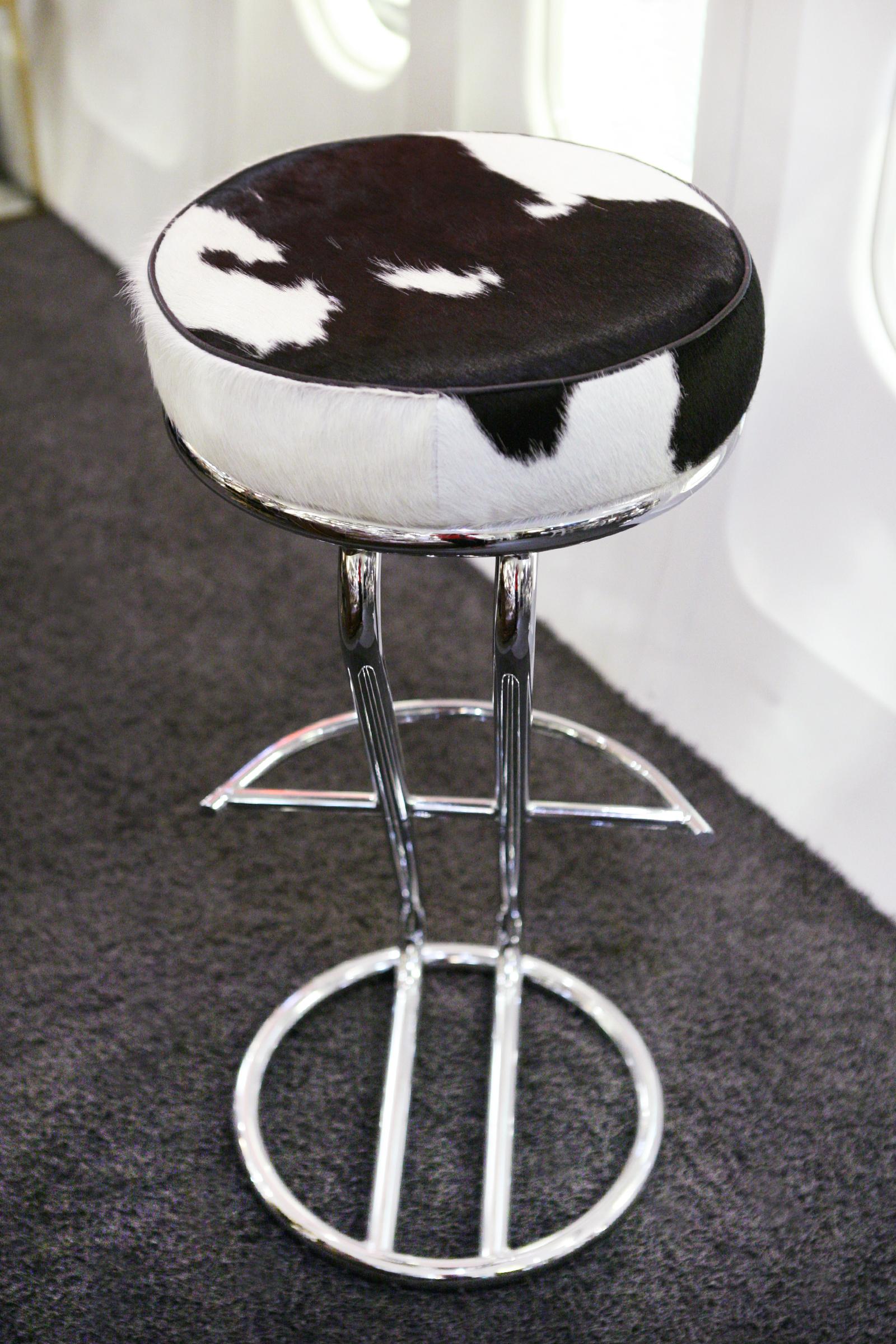 Pony 2 Bar Stool with Polished Stainless Steel Base In New Condition In Paris, FR