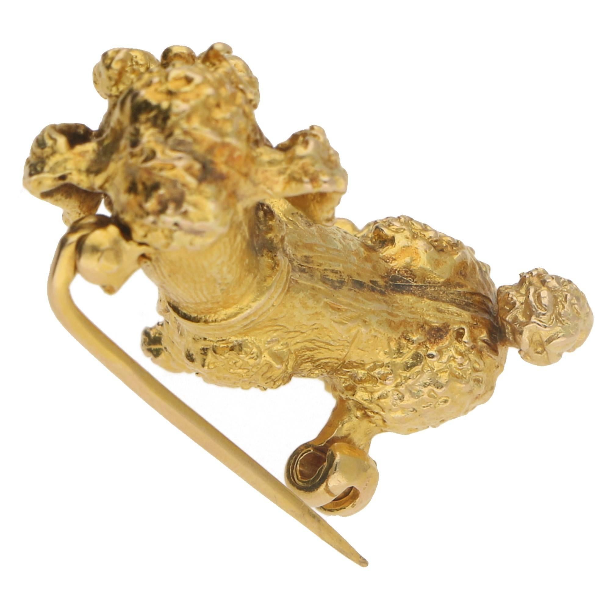 Vintage Sapphire and Rose Cut Diamond French Poodle Brooch Set in 9k Yellow Gold In Good Condition In London, GB