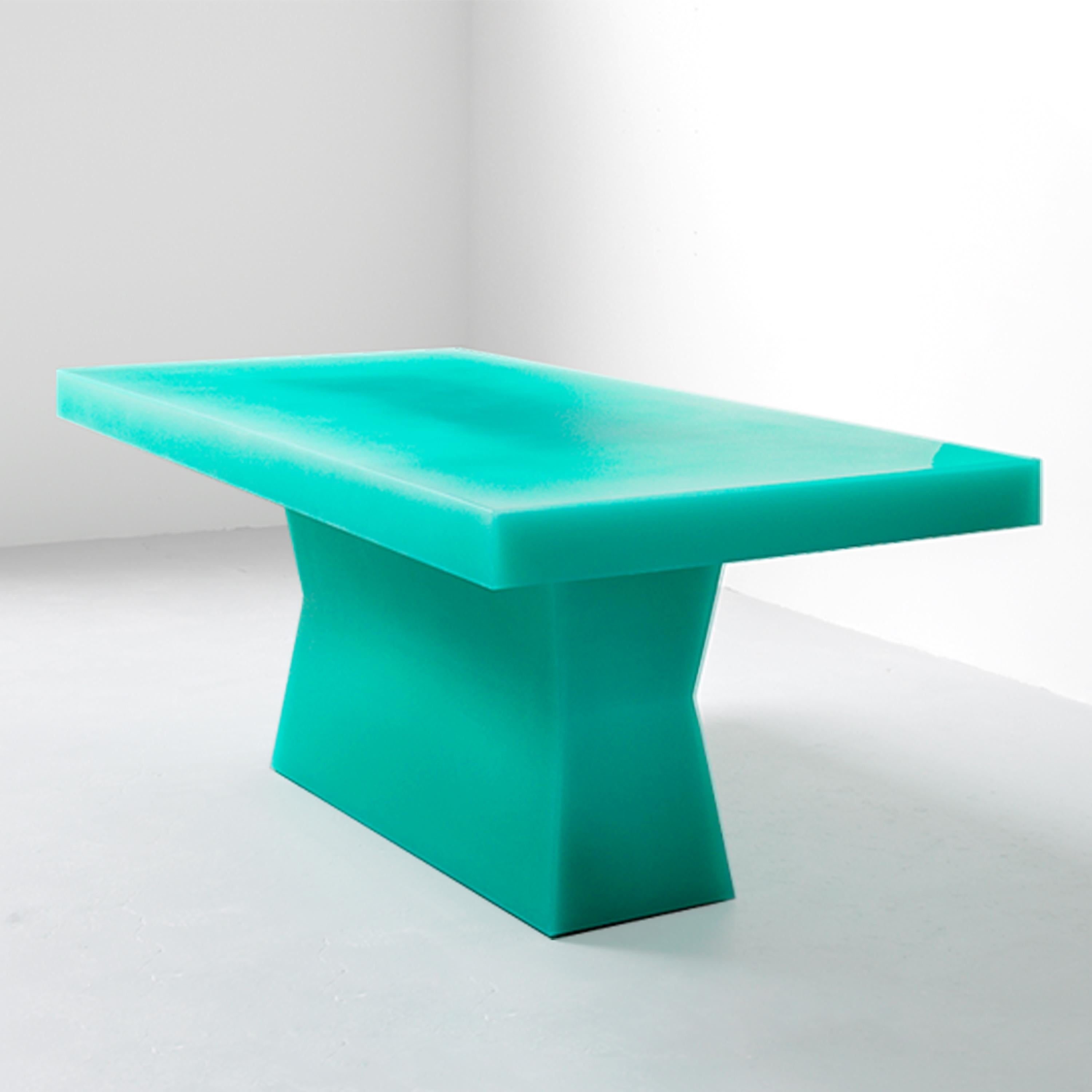 Pool Resin Dining Table in Turquoise by Facture Studio, REP by Tuleste Factory In New Condition For Sale In New York, NY