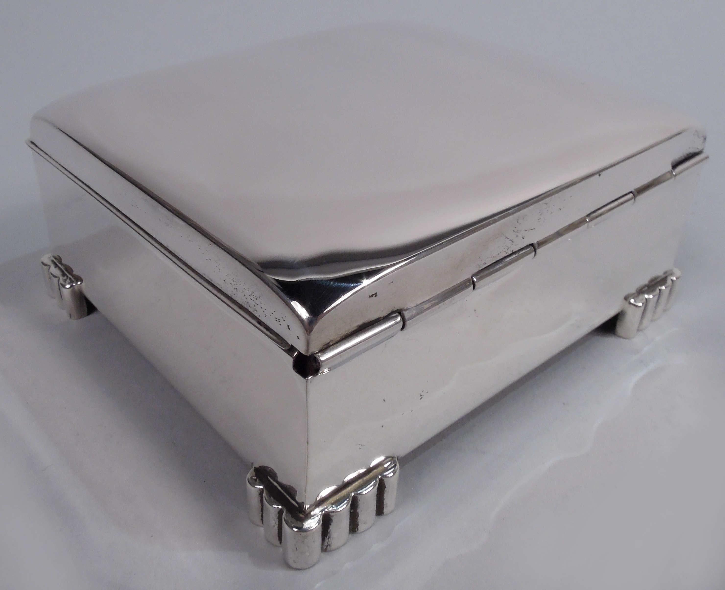 Poole Midcentury Modern Classical Sterling Silver Box For Sale 1