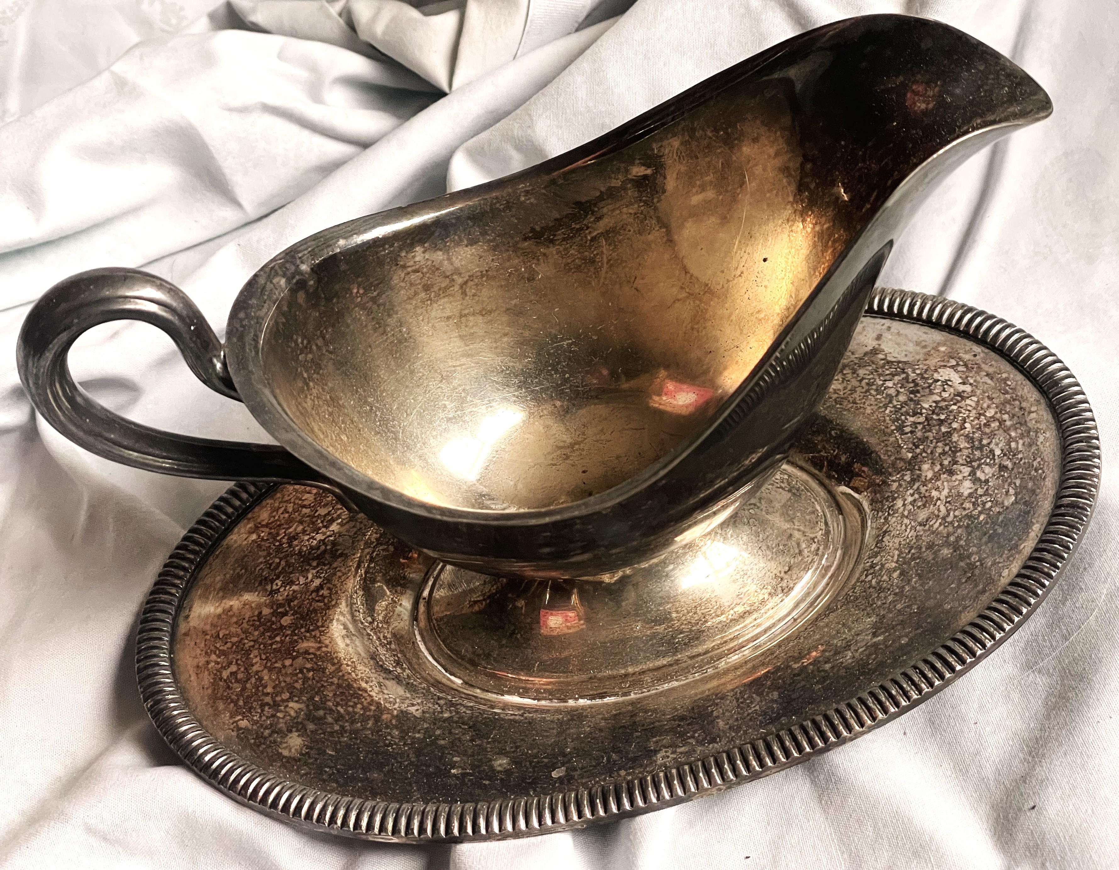 Américain Poole Silver Co. Chariot en métal argenté EPNS avec sous-assiette attachée en vente