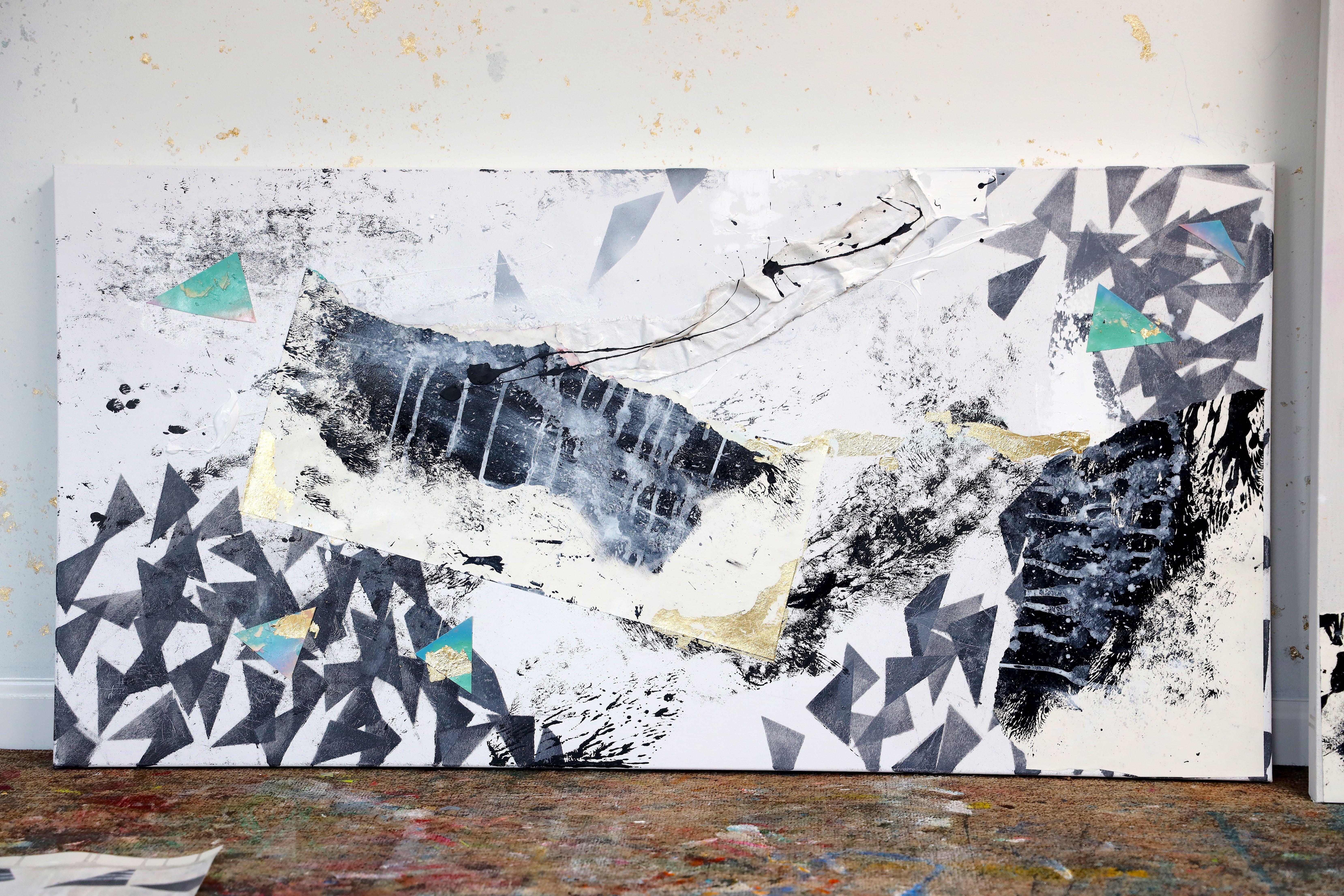 Black 01, Technique mixte sur toile - Expressionnisme abstrait Mixed Media Art par Poonam Choudhary