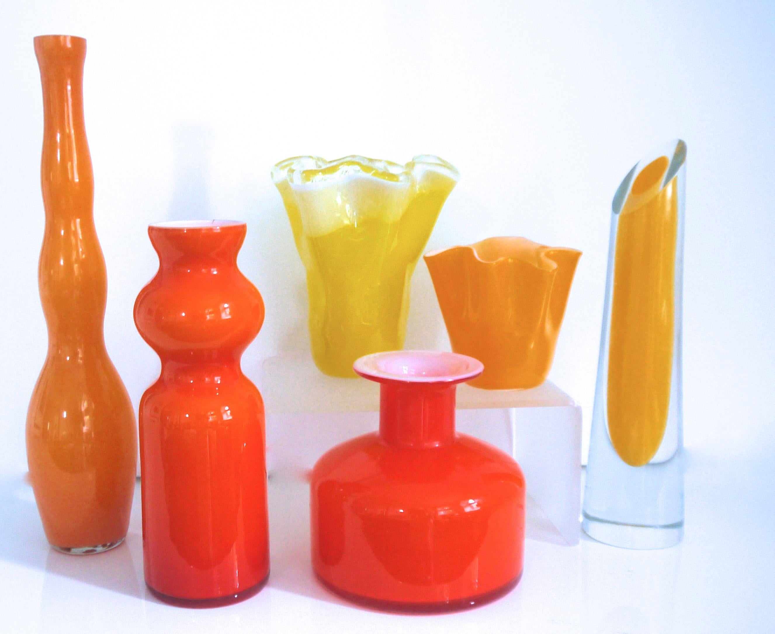Pop Art 1960s Collection Two Murano Fazzoletti and 'Twist' Vase by Alstefors For Sale 1