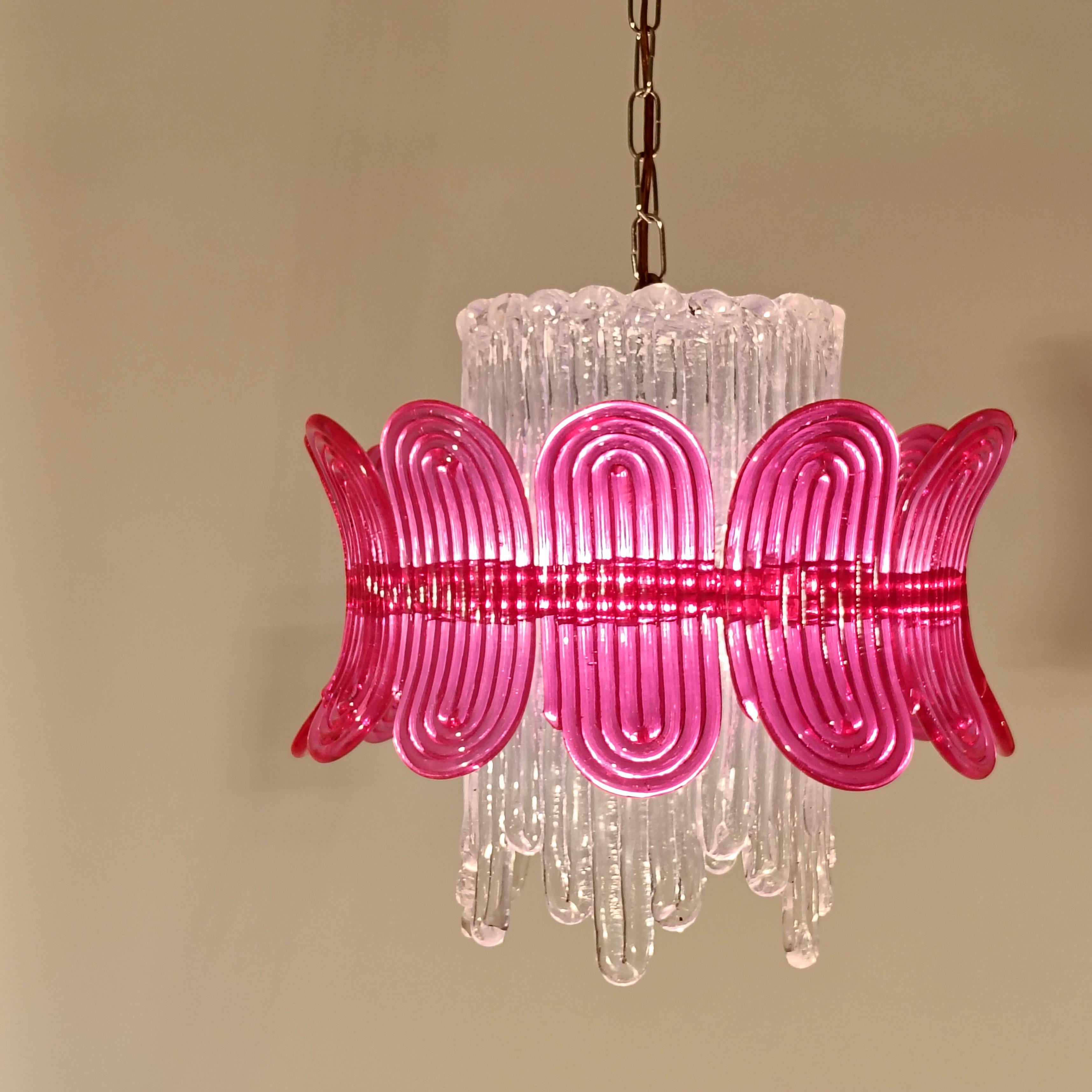 Fait main Pop Art et A Space. Lampe suspendue en acrylique Ice, Espagne, 1970 en vente