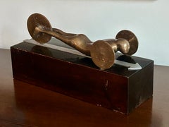 Scultura Pop Art in bronzo dell'Uomo Auto dopo Trova