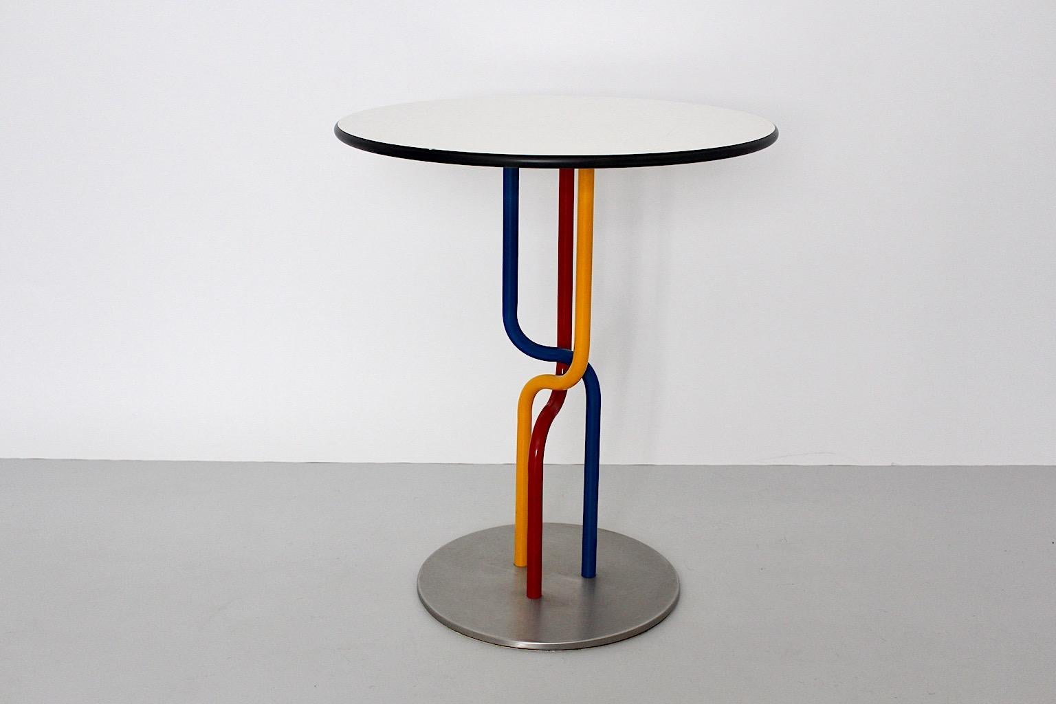 Esszimmerstühle und Tisch, Pop-Art, Rud Thygesen Johnny Sorensen, Dänemark, ca. 1989 im Angebot 3