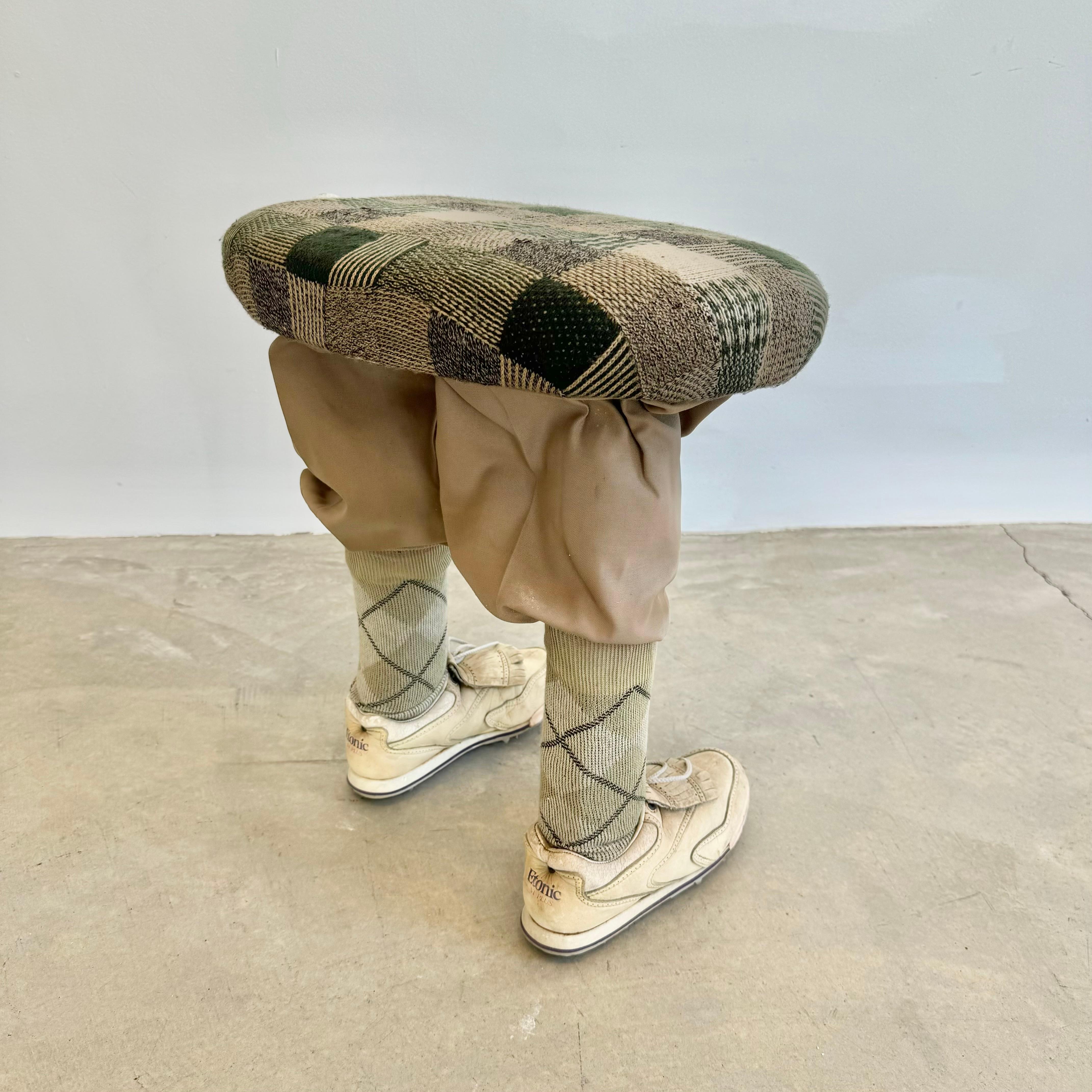 Fine XX secolo Sgabello Pop-Art con gambe e scarpe da golf, anni '90 USA