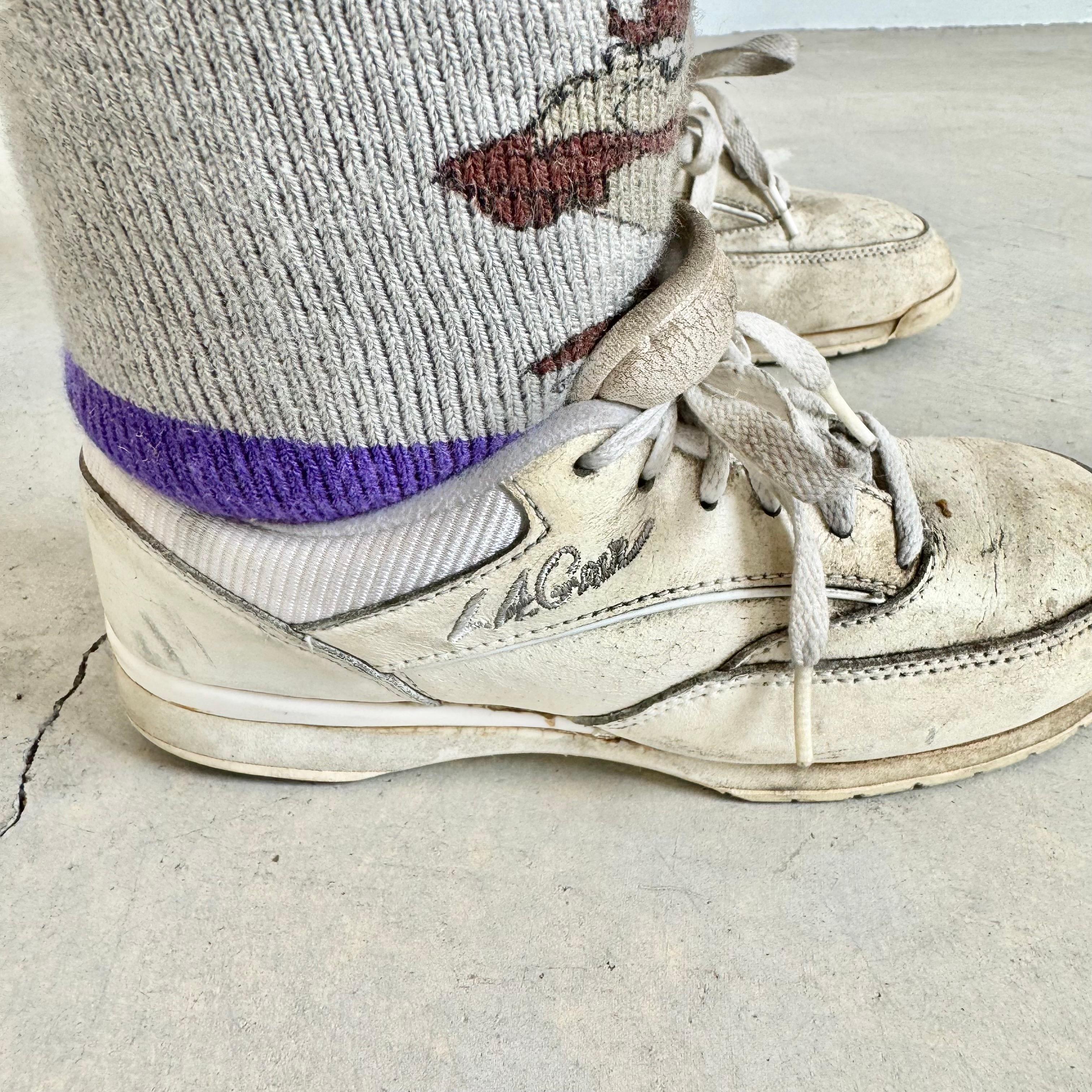 Pop-Art Legs with Sneakers Stool, 1990s USA 2
