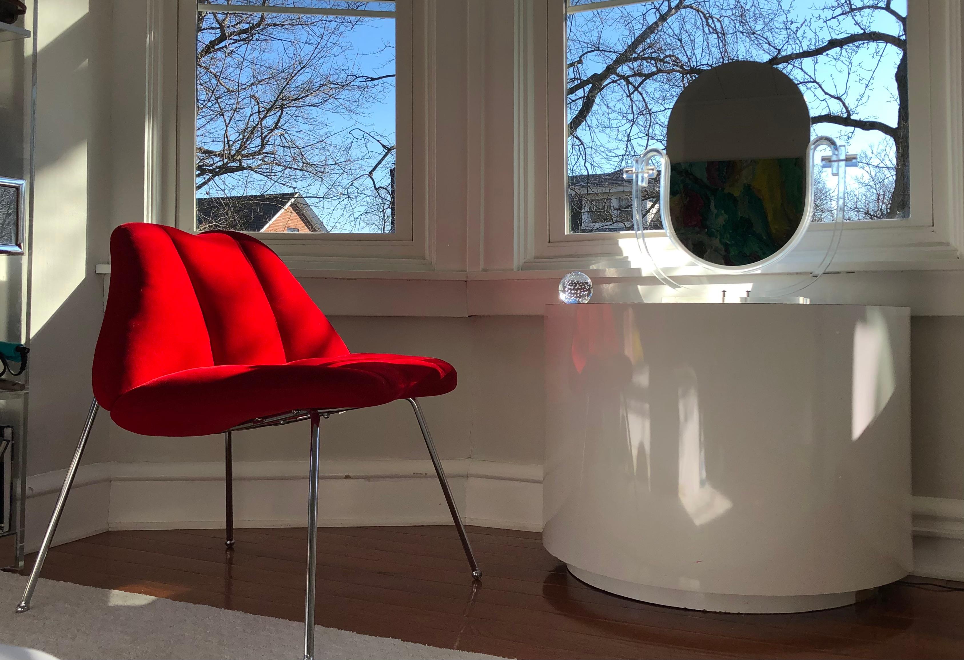 Modern Pop Art Lips Chair in Red Velvet with Chromed-Steel Legs
