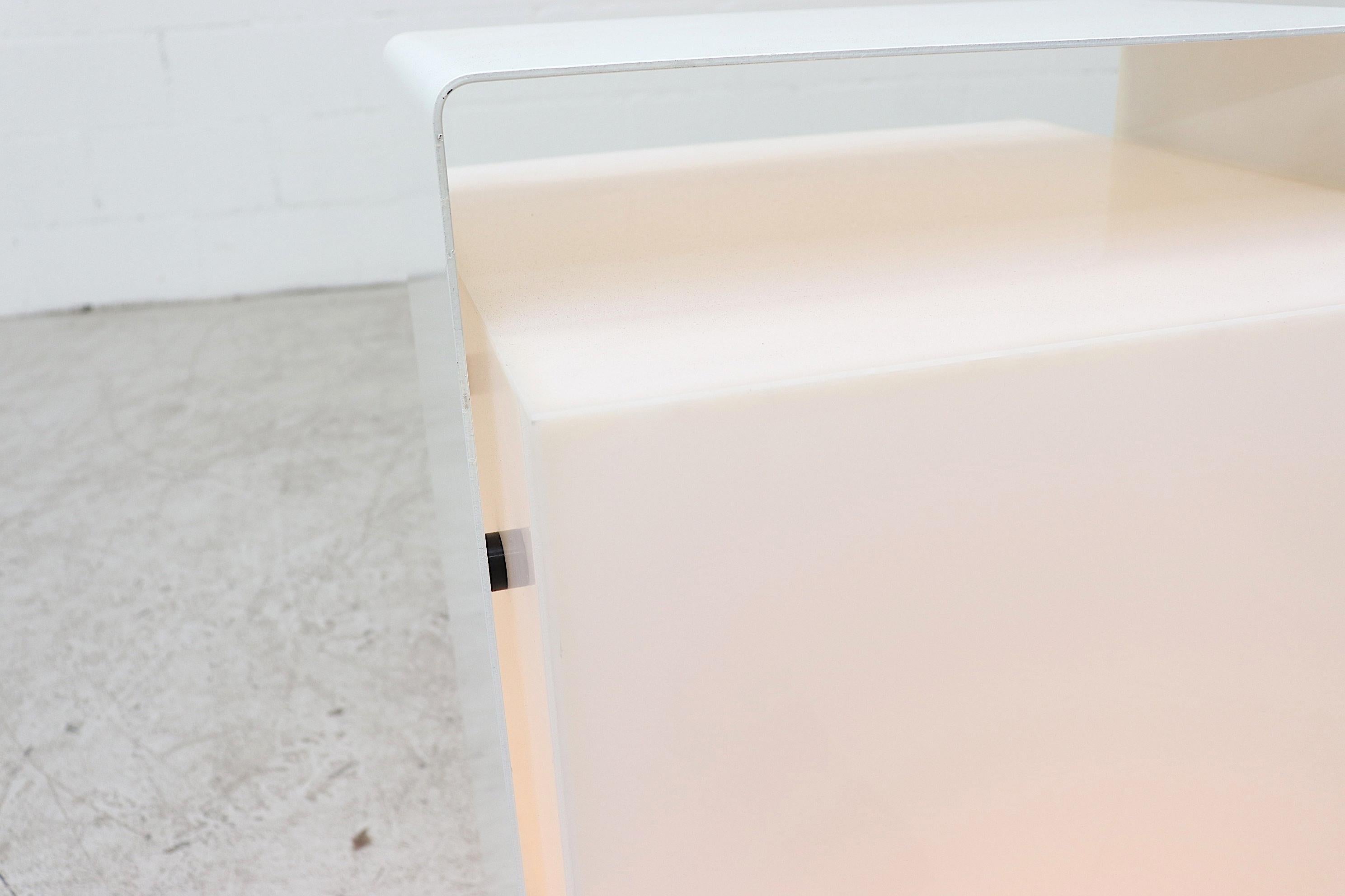 POP-ART Metal and Acrylic Floor Lamp Side Table 5