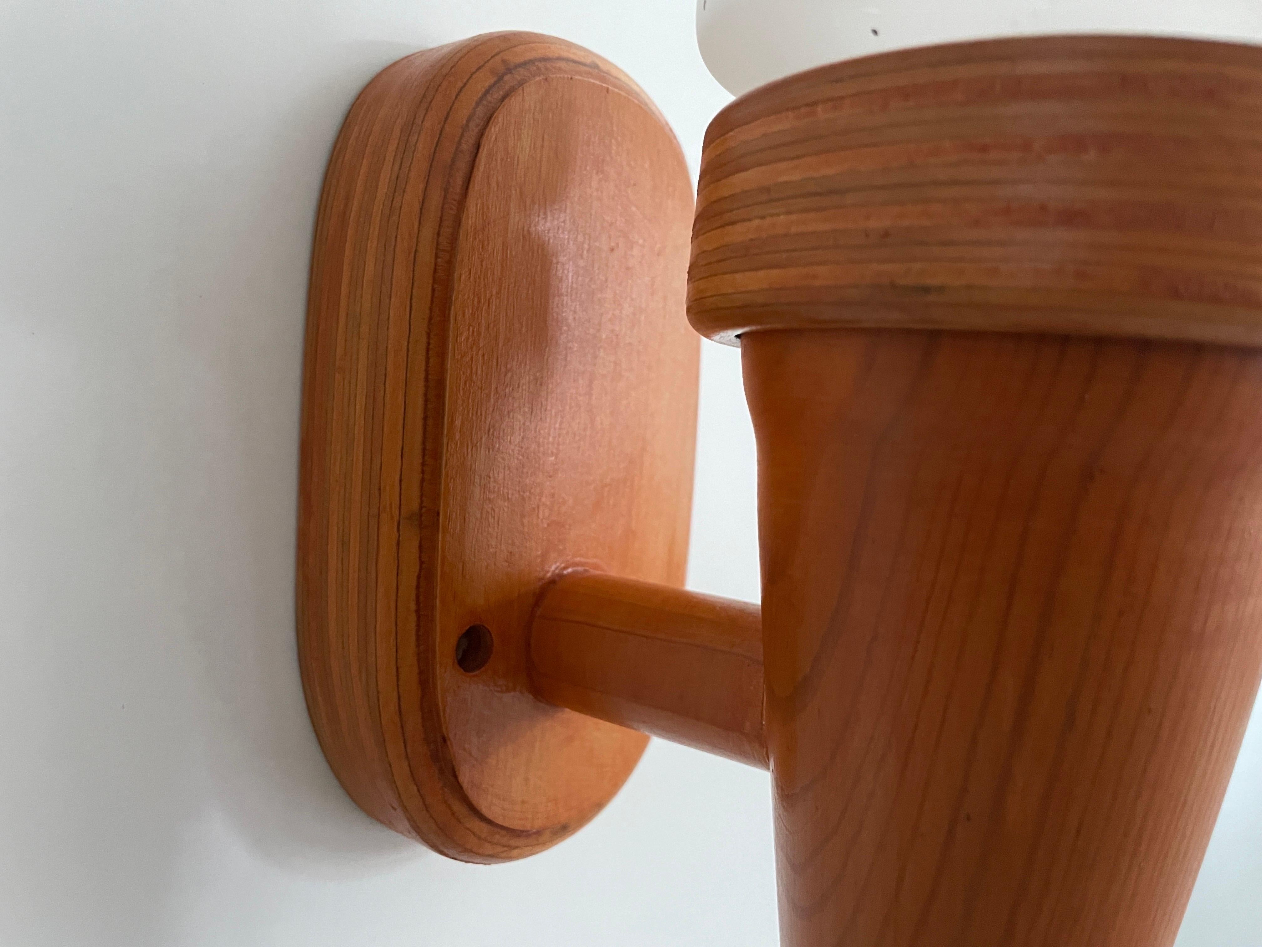 Paar Eiscreme-Wandleuchter, Holz und Glas, Pop-Art, 1960er Jahre, Deutschland im Angebot 2