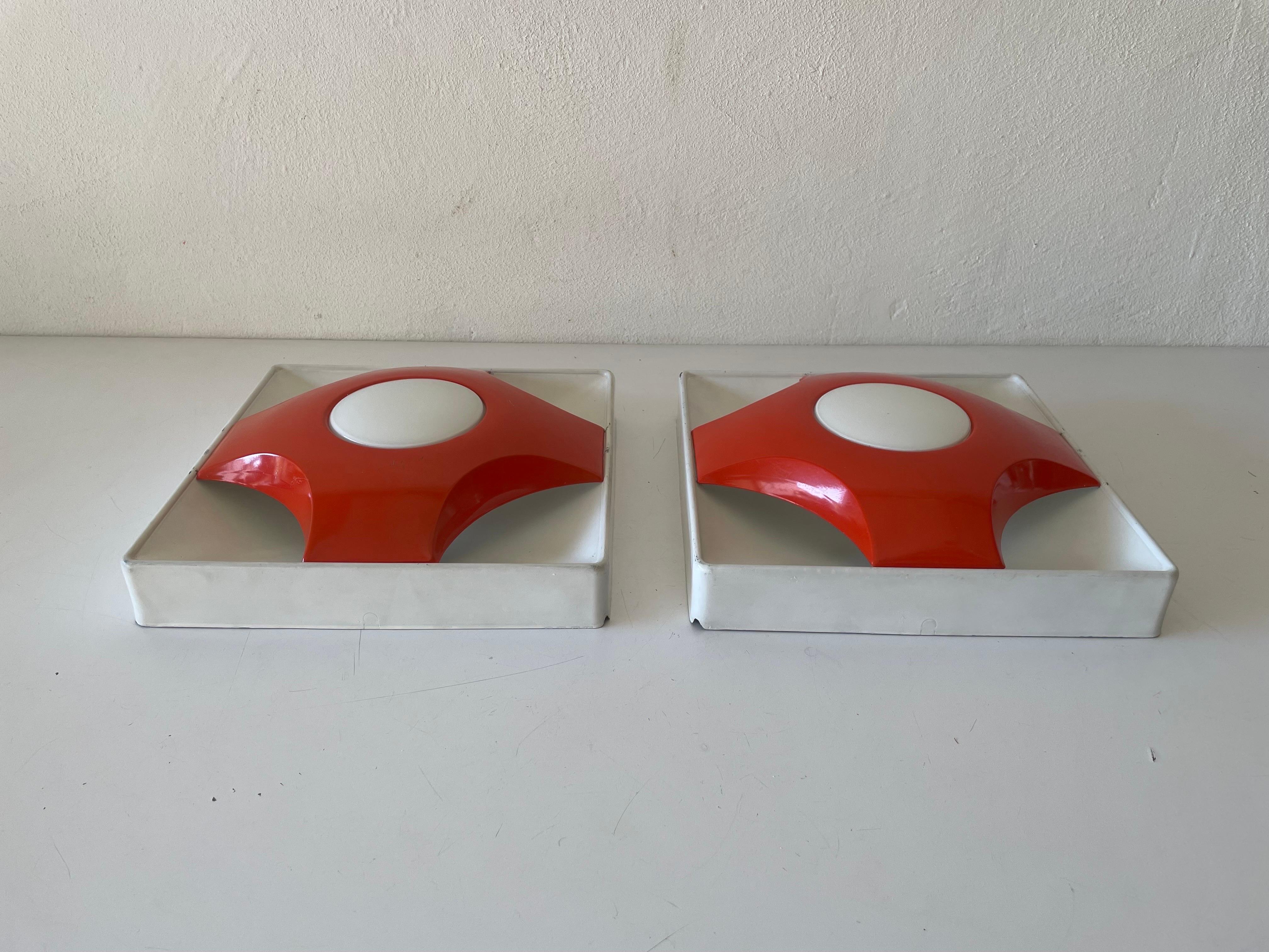 Pop Art Rare pair of sconces by Sölken Leuchten, 1970s, Germany

Very elegant and Minimalist wall lamps. They can be use as ceiling lamp
Lamps are in very good condition.

These lamps works with E27 standard light bulbs. 
Wired and suitable to