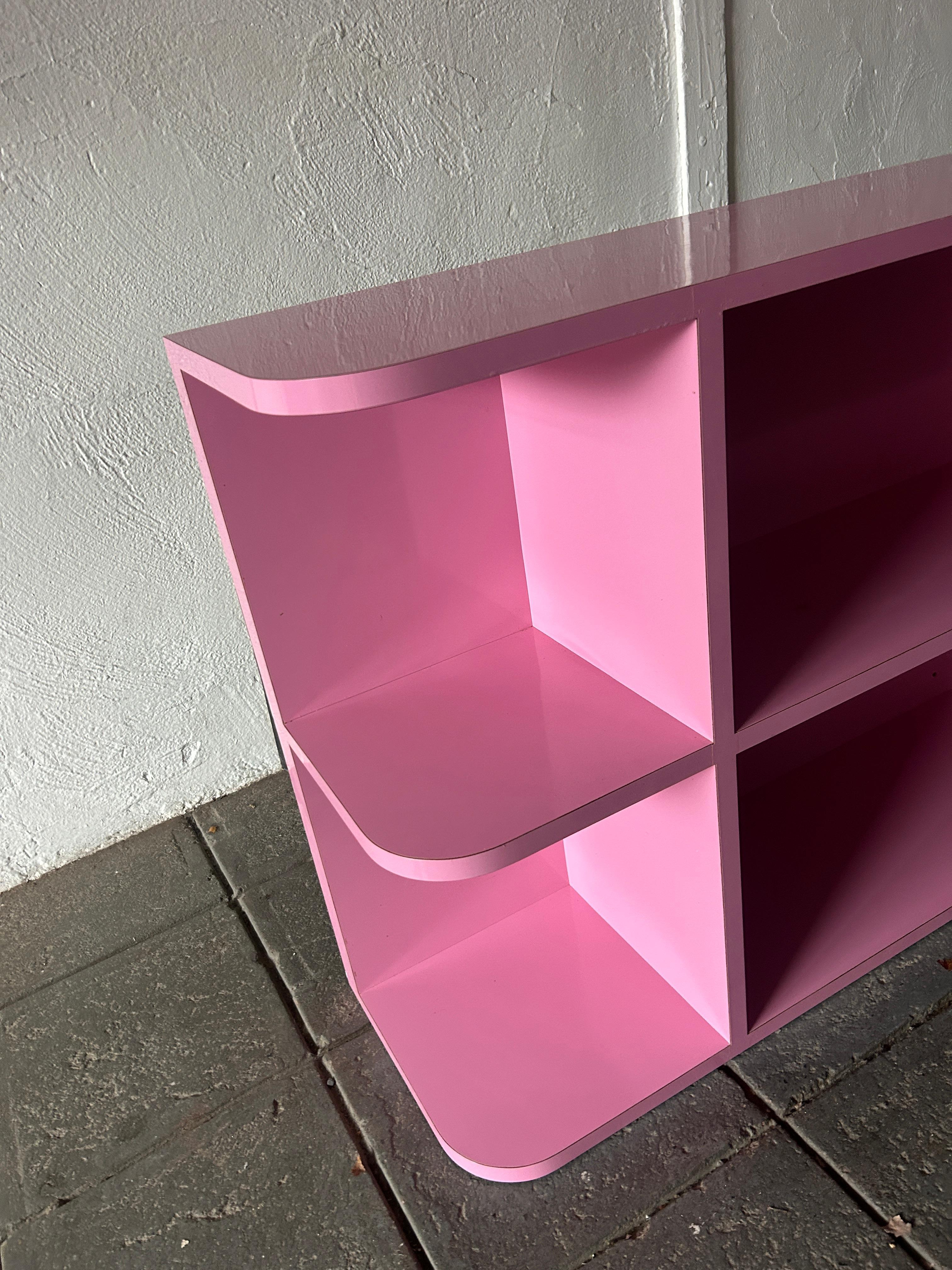 Post-Modern Pop art Post modern Pink Gloss Laminate floating wall mounted shelf unit For Sale