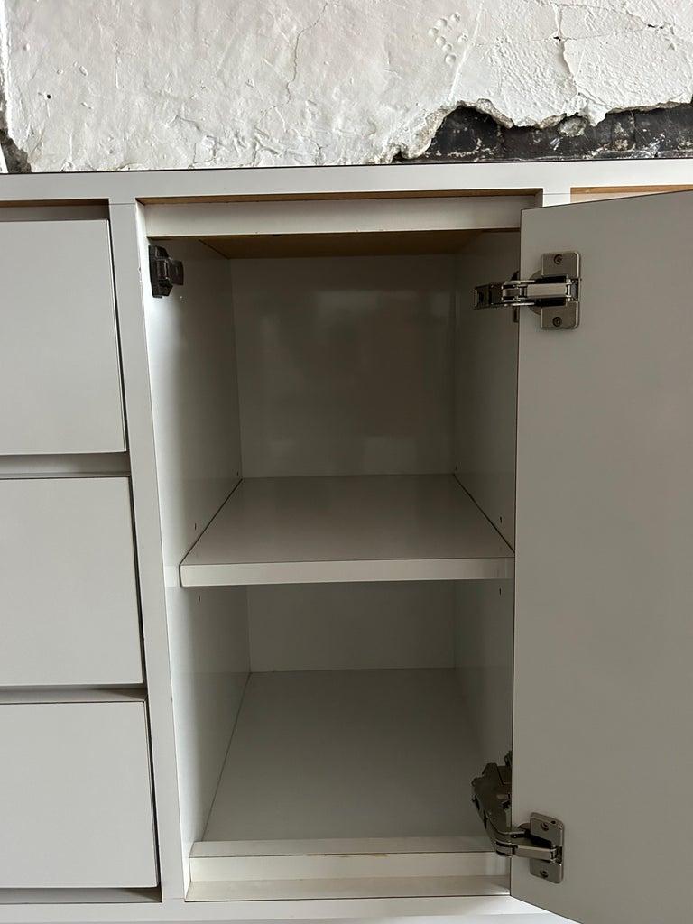 Woodwork Pop art Post modern white Gloss Laminate custom 6 drawer dresser or credenza For Sale