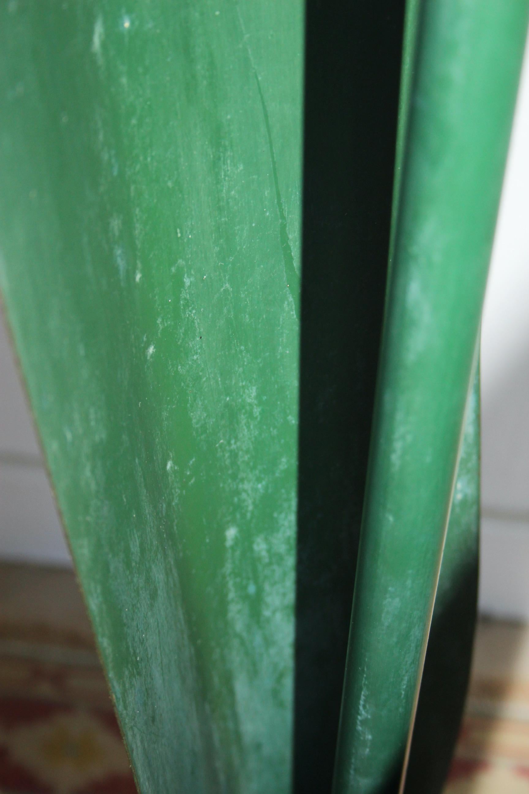 Lampadaire Tulipe Pop Art en métal peint en vert et rouge par Peter Bliss 1980 en vente 2