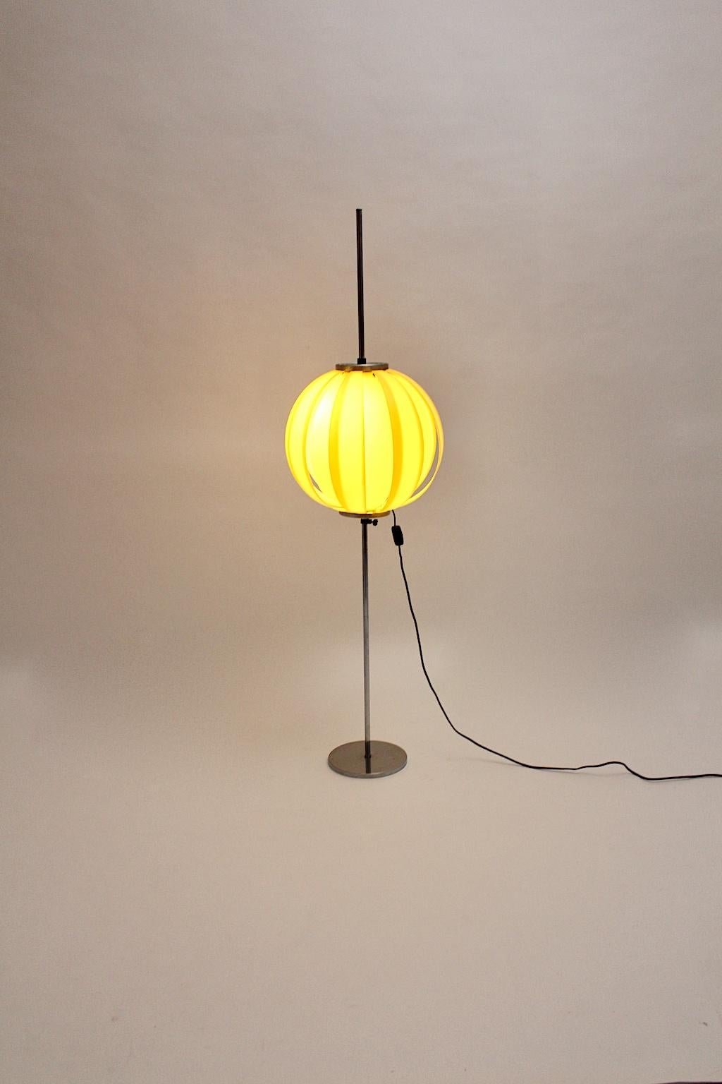 plastic ball lamp