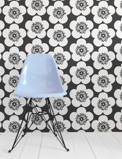 Pop Floral Designer Wallpaper in Charcoal 'Black and White'