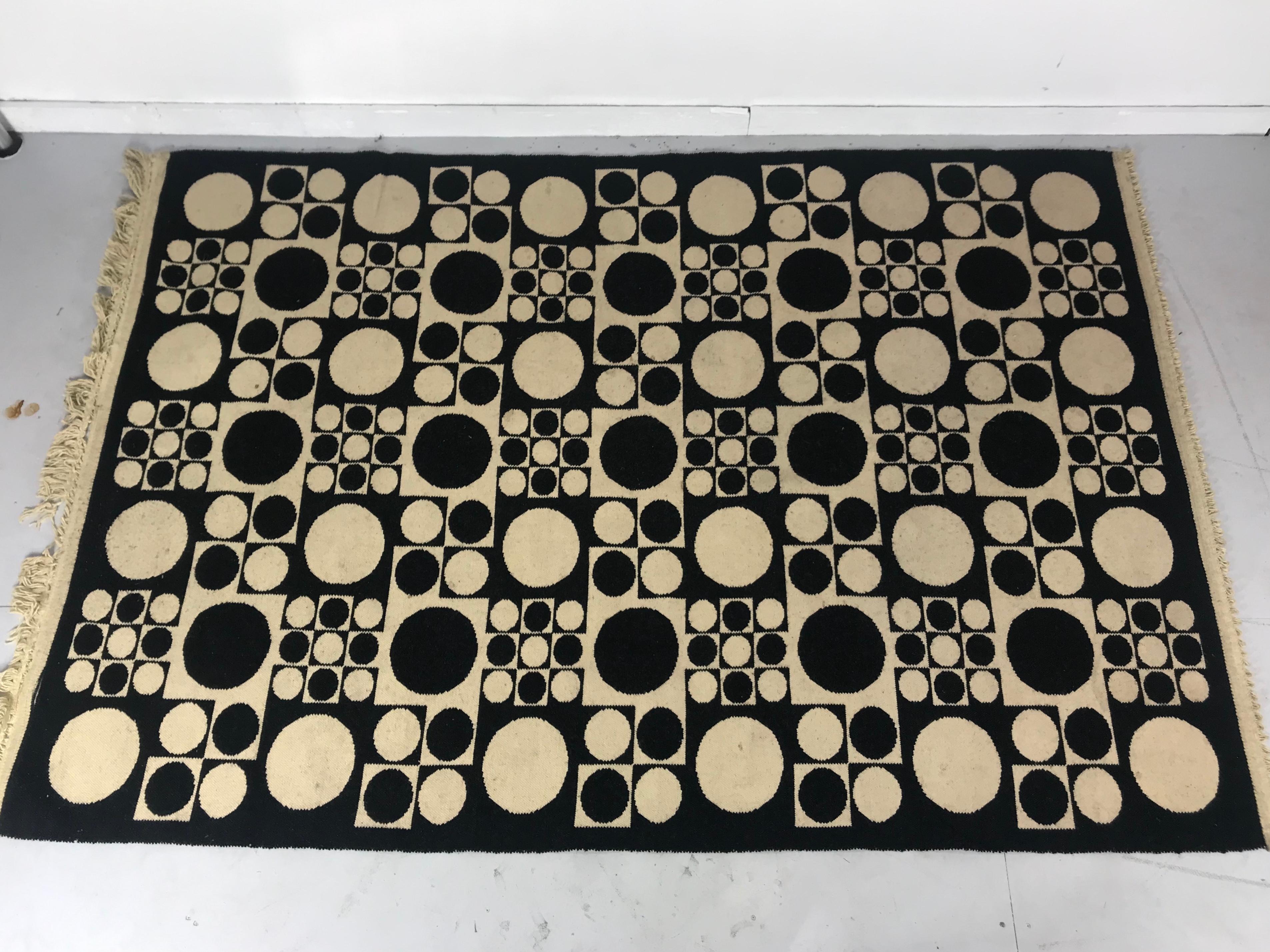 Pop Modernist Geometrisch gestalteter hängender Teppich von Verner Panton (Dänisch) im Angebot