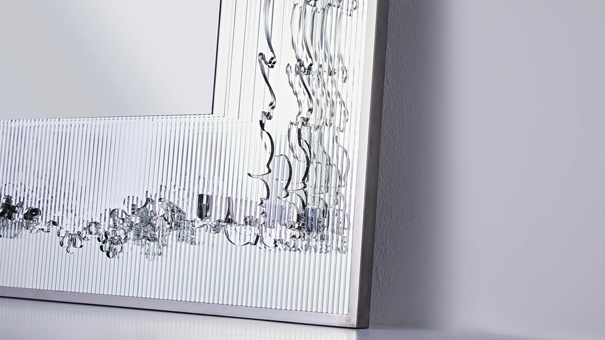 Vietnamese Pop Out Baroque (SUS Frame) - Contemporary Sculptural Mirror in Mirror Design For Sale