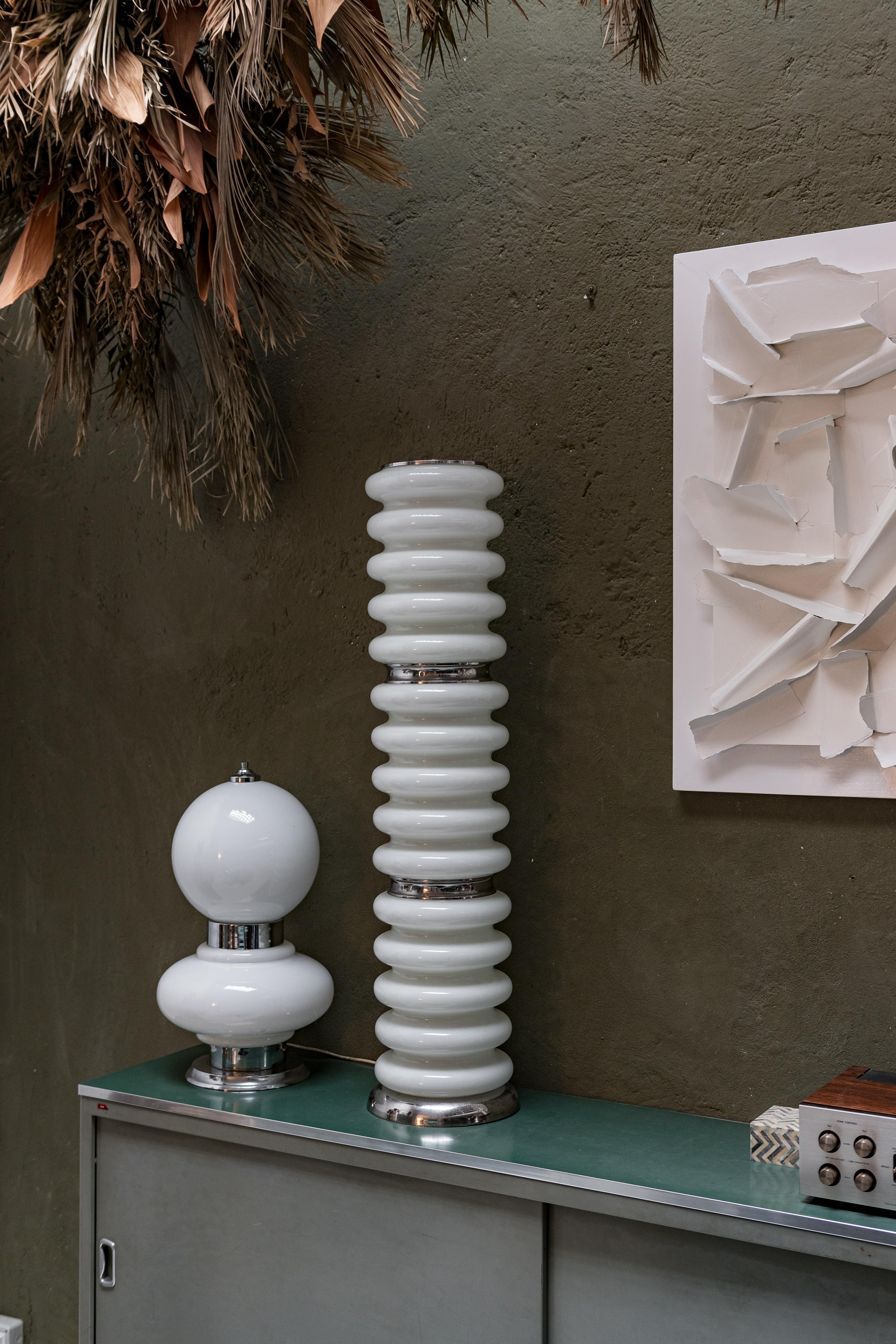 Pop Sculptural Murano Glass Floor / Table Lamp, Carlo Nason for Mazzega, Opaline For Sale 1
