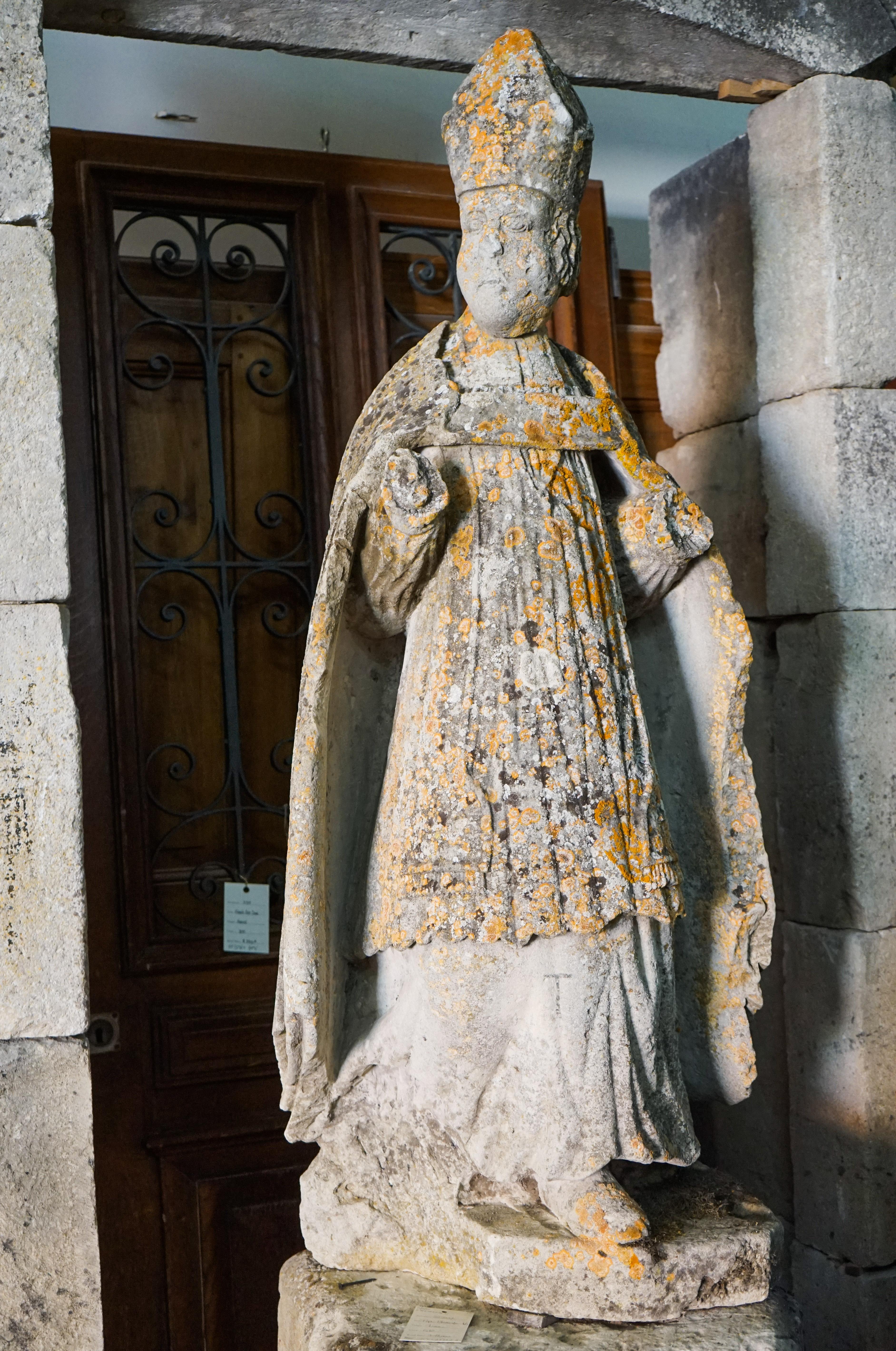 Pope Alexander VI

Origin: France,

circa 1580.

Statue: 26