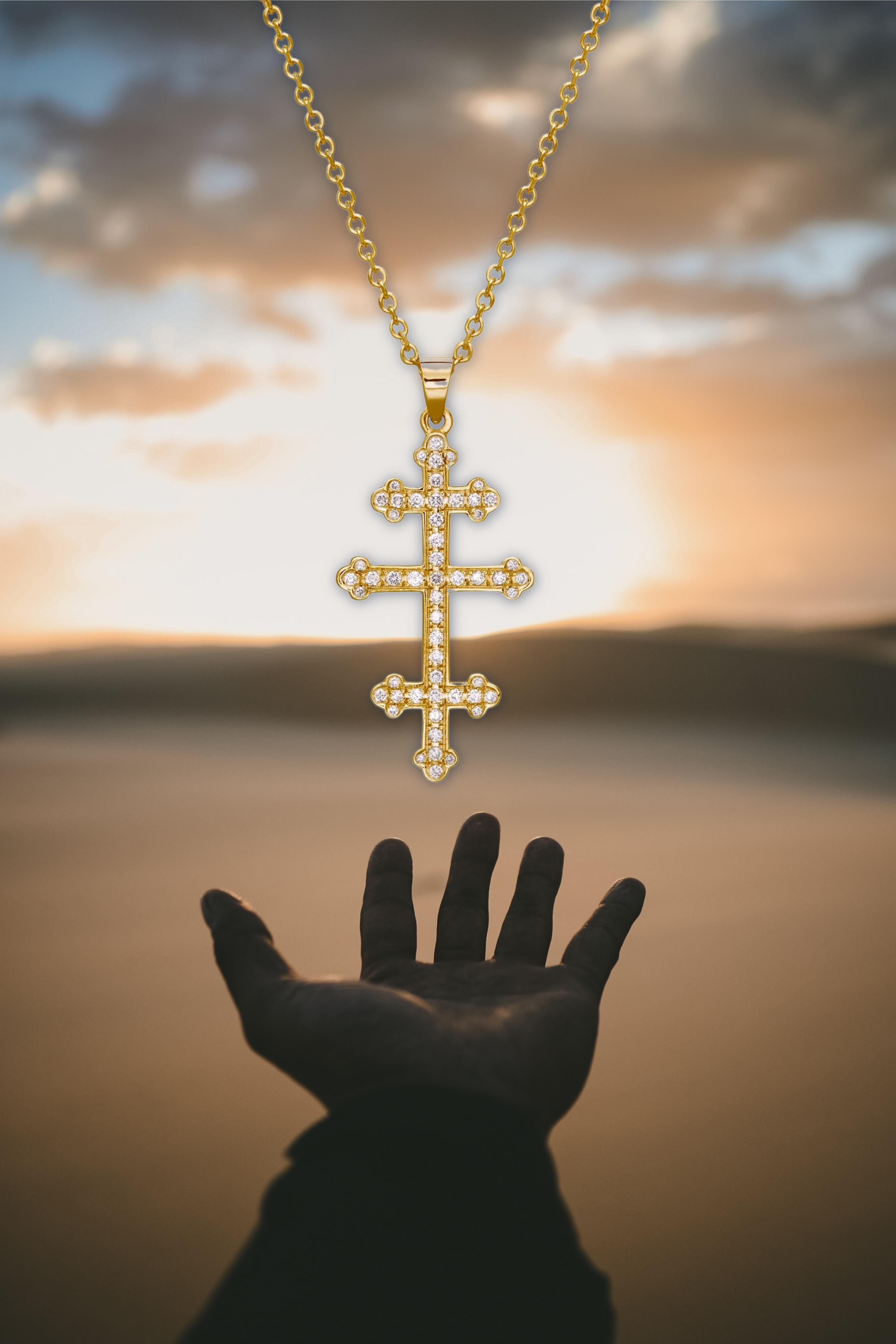 Women's or Men's Pope's Cross Pendant Necklace in 18Kt Yellow Gold with Pave Diamonds GMCKS For Sale