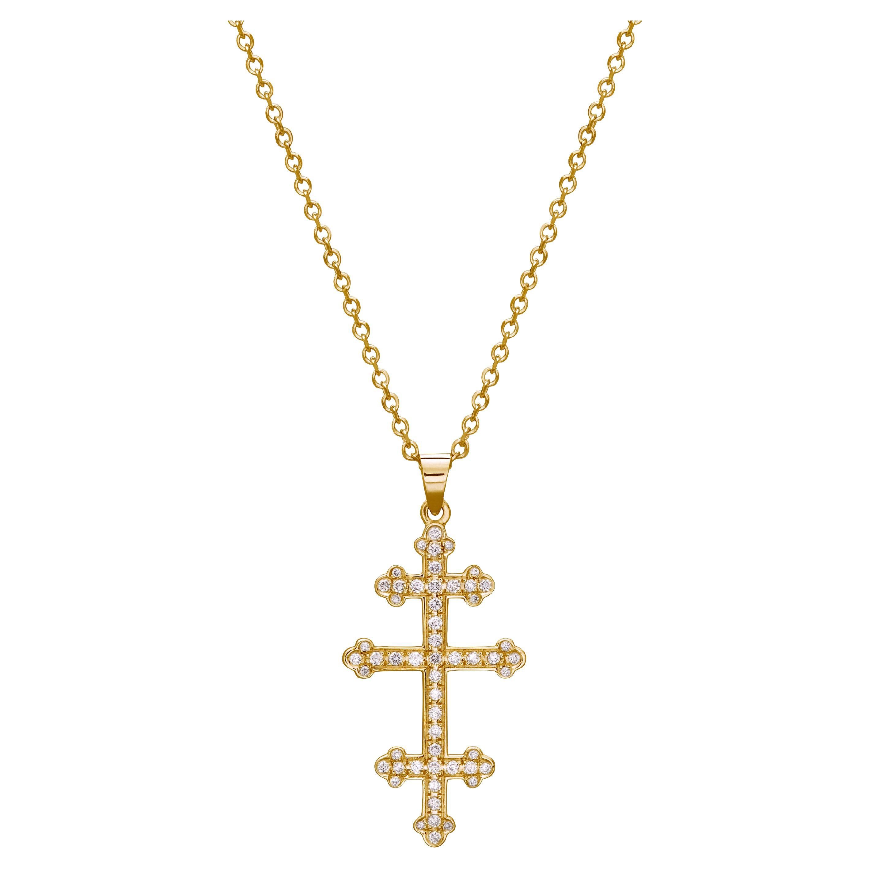 Collier pendentif croix de pape en or jaune 18 carats avec diamants pavés GMCKS