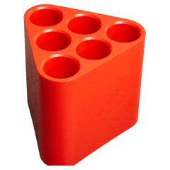 Poppins Umbrella Stand par Edward Barber et Jay Osgerby pour Magis, 2010