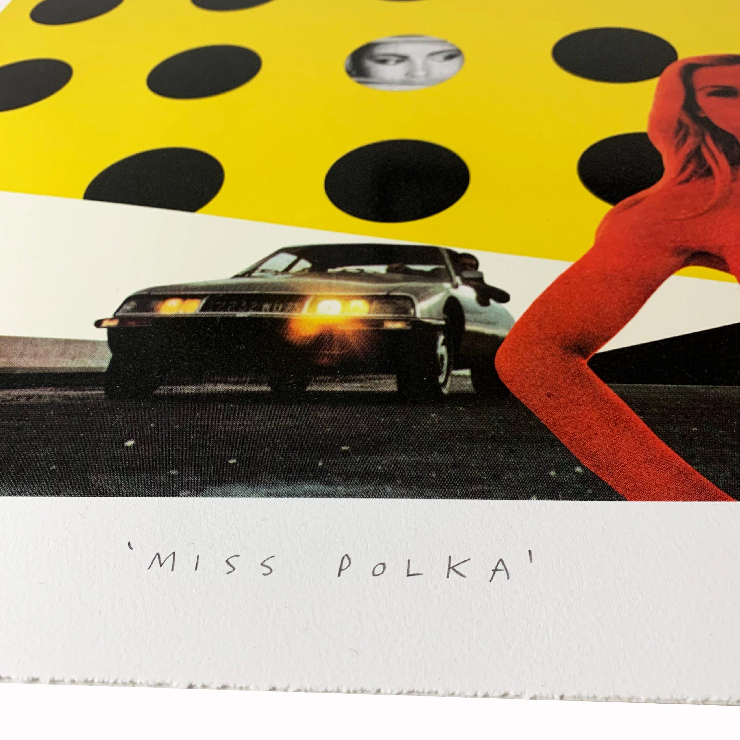 Miss Polka - Surrealistischer Siebdruck – Print von Poppy Faun