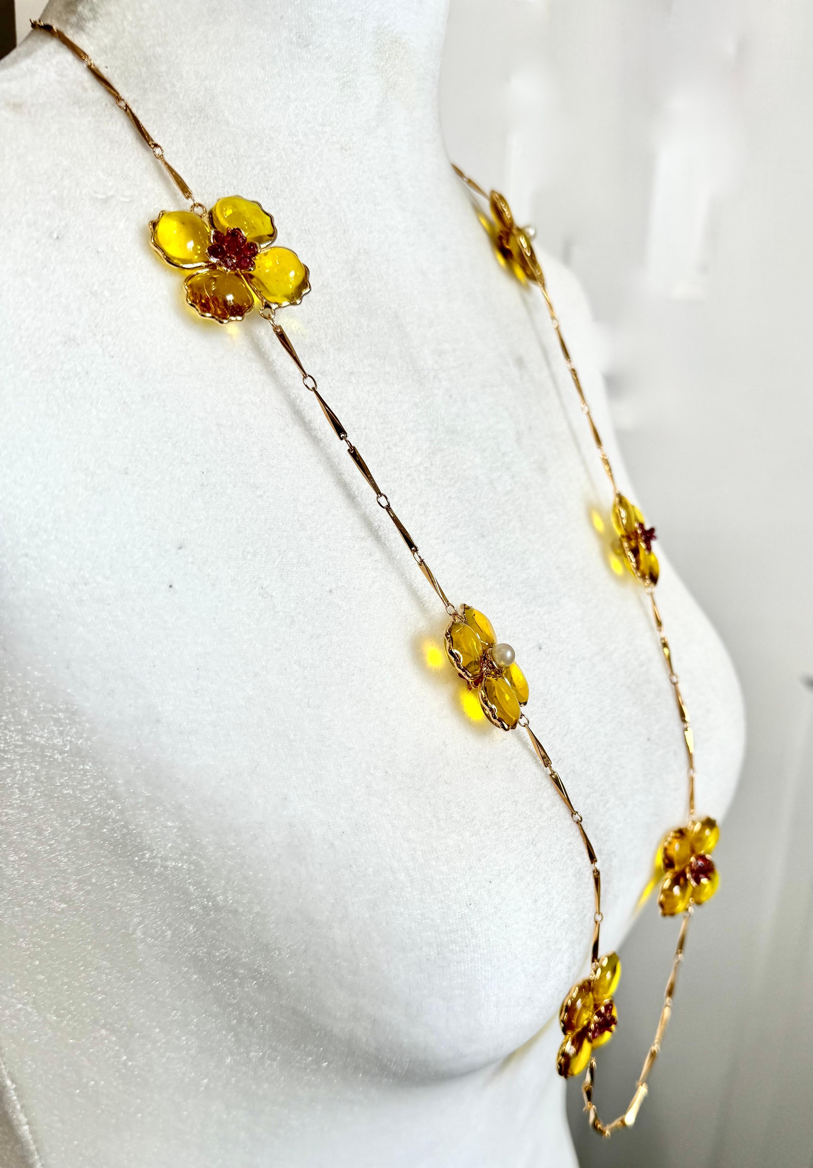 Lange Mohnblumen-Halskette von Gripoix Paris 5