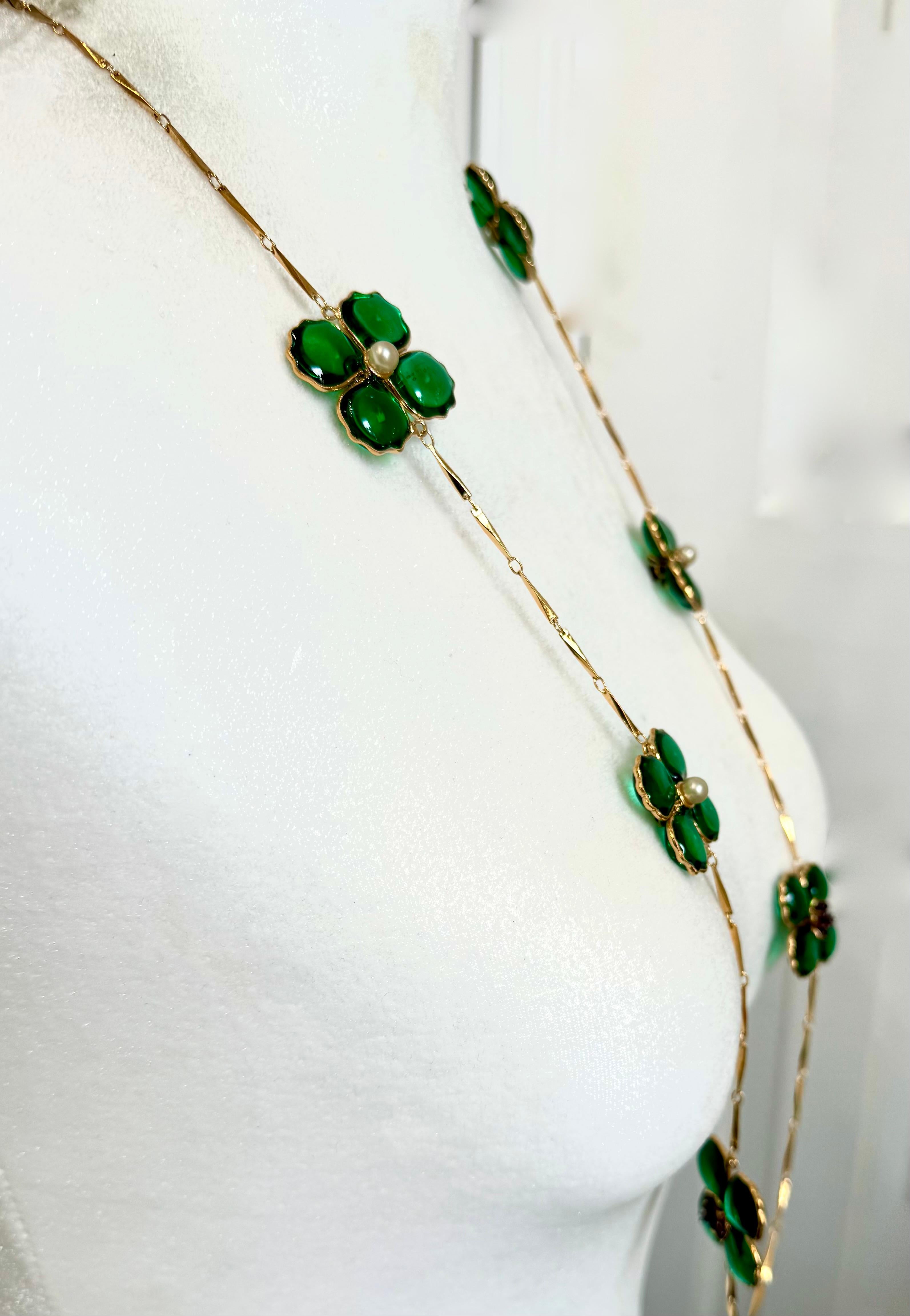 Lange Mohnblumen-Halskette von Gripoix Paris im Angebot 3