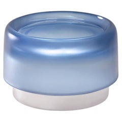 POPSY fresco small table in resin by MOĆI Collective