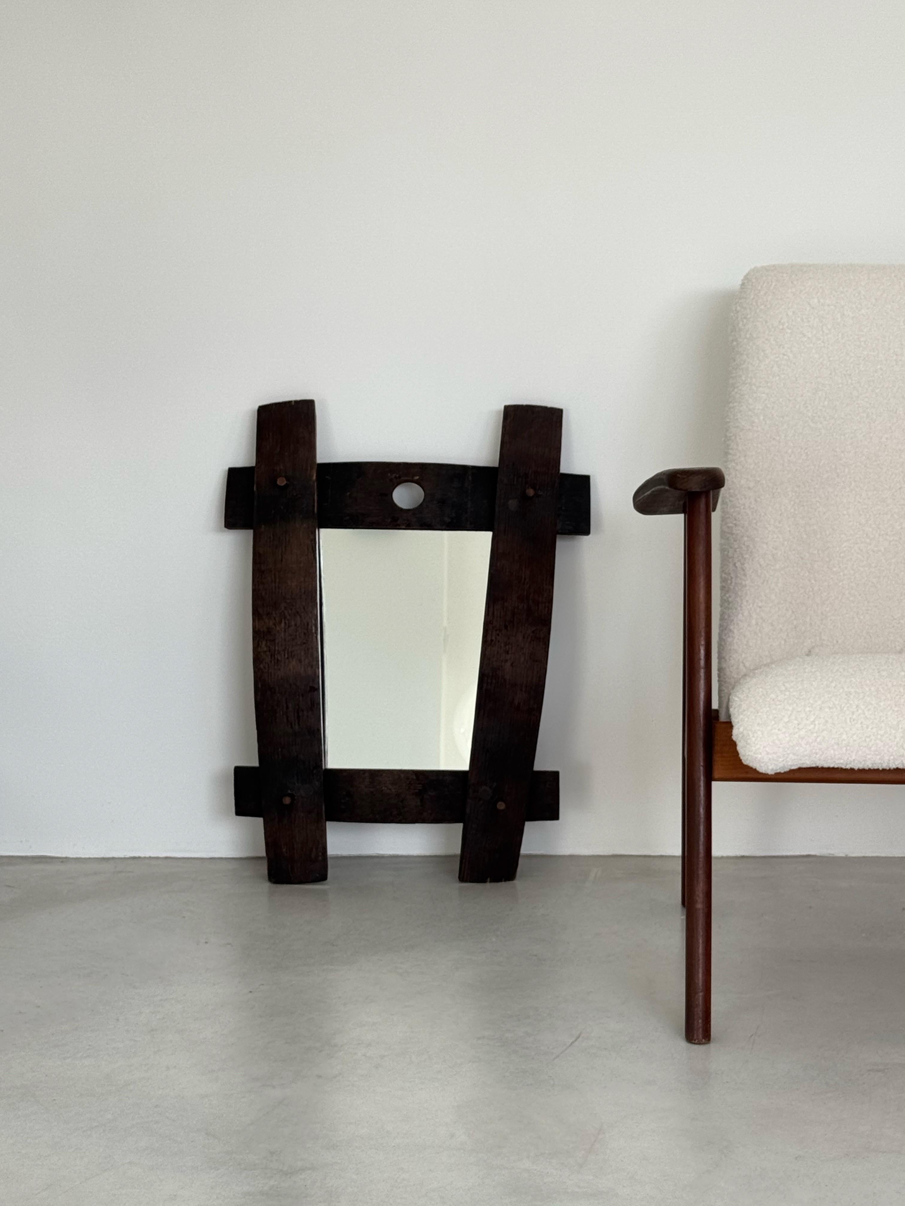 Art populaire, miroir en bois massif, design rustique, France circa 1950s en vente 6