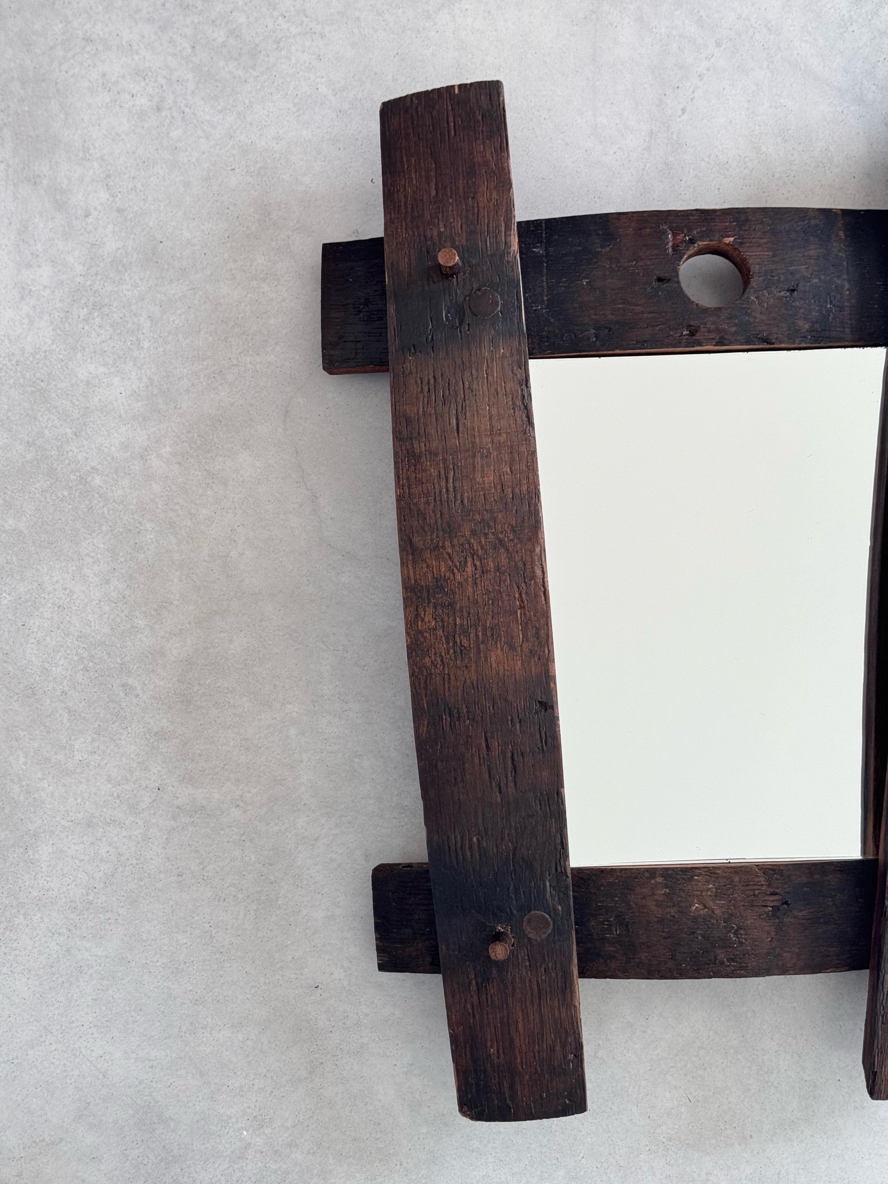 Français Art populaire, miroir en bois massif, design rustique, France circa 1950s en vente