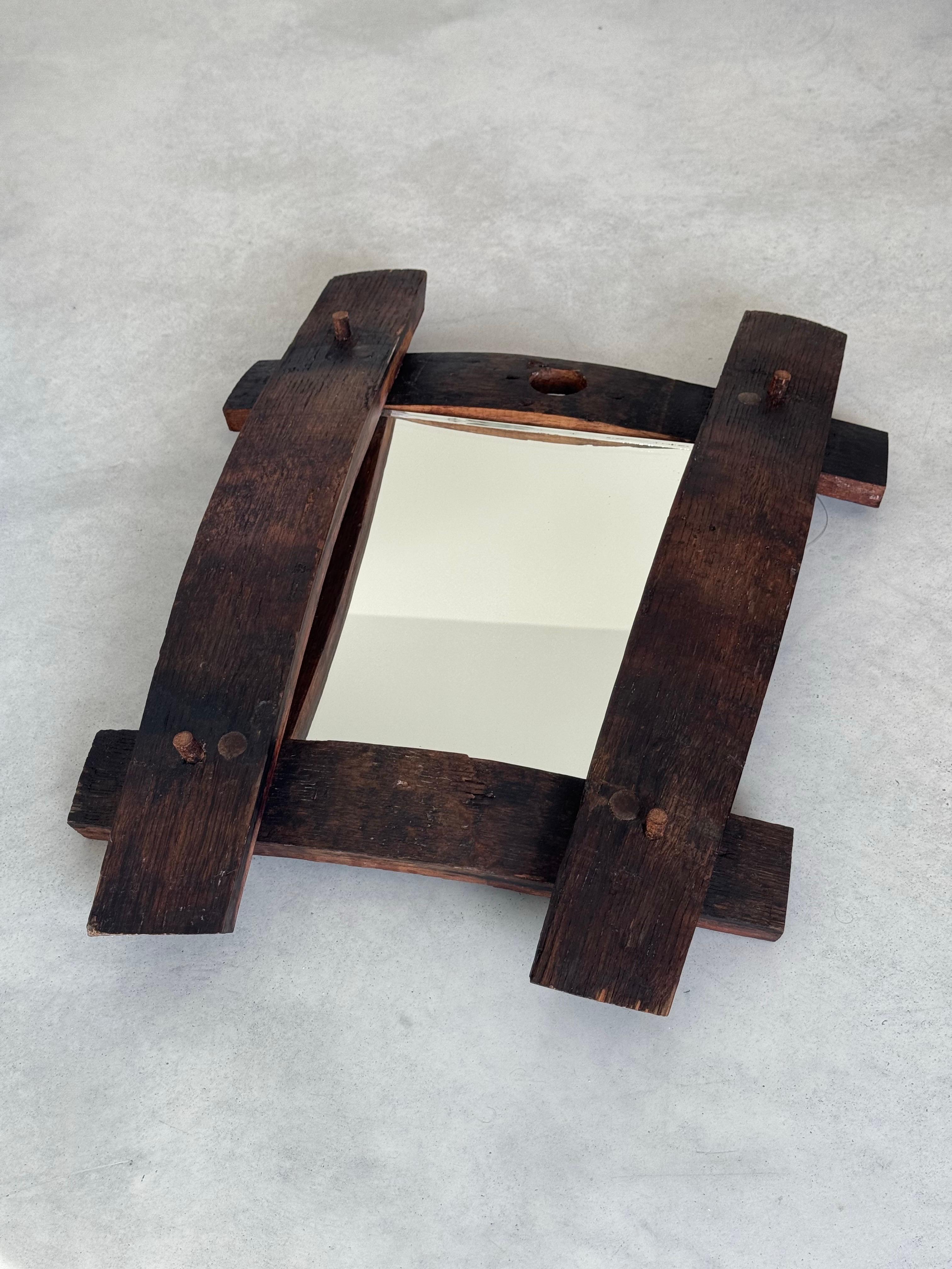 Art populaire, miroir en bois massif, design rustique, France circa 1950s Bon état - En vente à leucate, FR