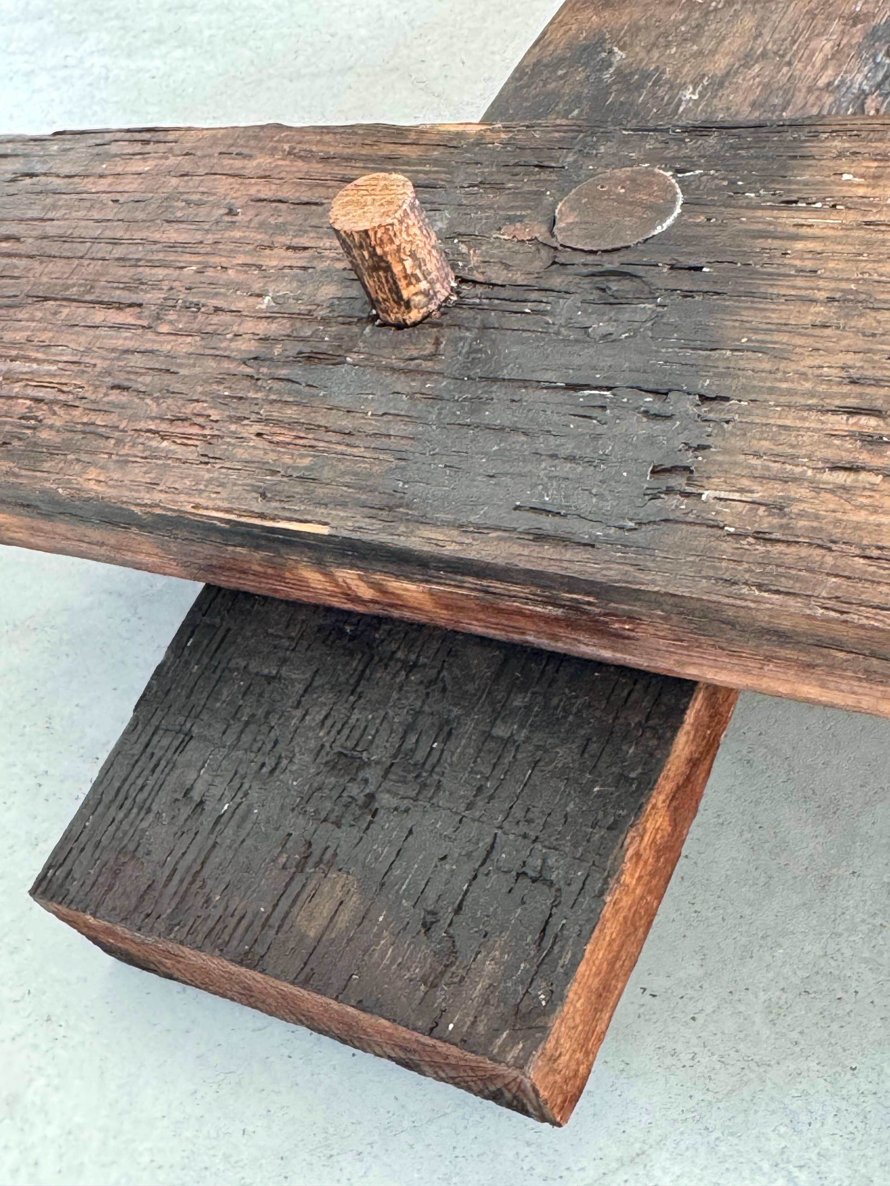 Miroir Art populaire, miroir en bois massif, design rustique, France circa 1950s en vente
