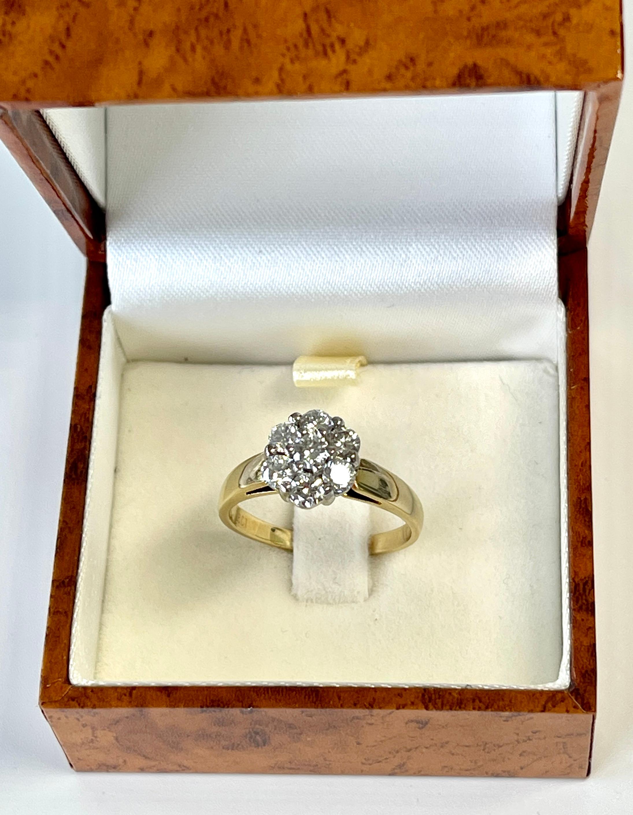 Popular Natural 1ct Diamond Flower Cluster Ring 18ct Yellow White Gold  In Good Condition For Sale In Mona Vale, NSW