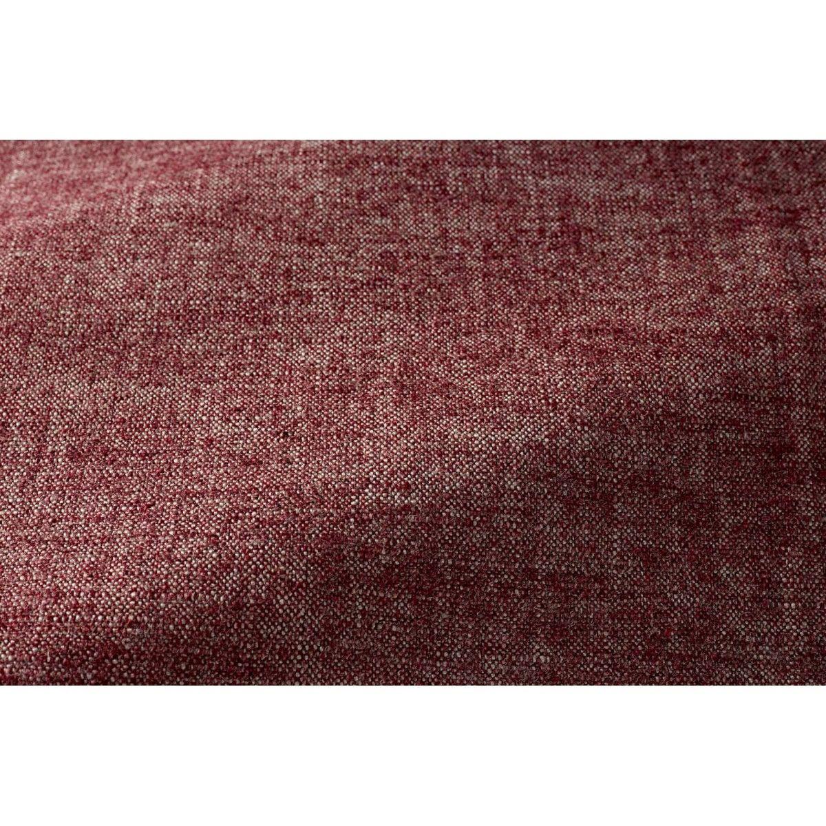 Popus Editions Giovanna 4 seater sofa in Sangria London Linen Fabric

Giovanna is a sofa with a strong profile. A sober, plush line, with this famous detail that changes everything, so as not to forget its strength of character and this charming