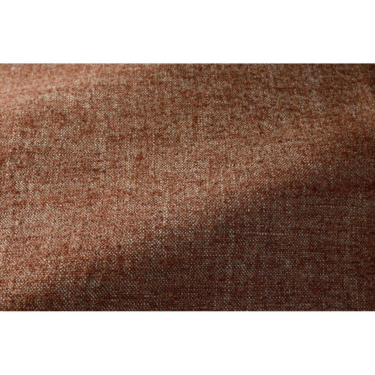 Popus Editions Giovanna 4-Sitzer Sofa in Terracotta London Leinenstoff

Giovanna ist ein Sofa mit einem starken Profil. Eine nüchterne, plüschige Linie, mit diesem berühmten Detail, das alles verändert, um seine Charakterstärke und diesen kleinen
