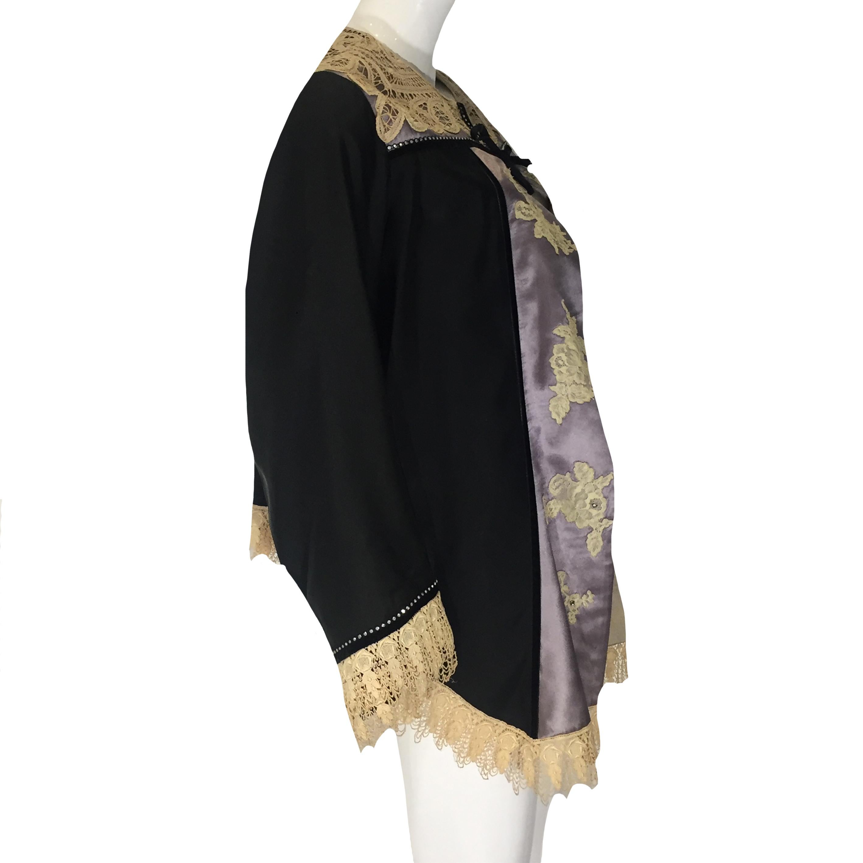 POPY MORENI FW94 laced up lilac/ Black blouse with lace and ringstones and velve In Excellent Condition In Paris, FR
