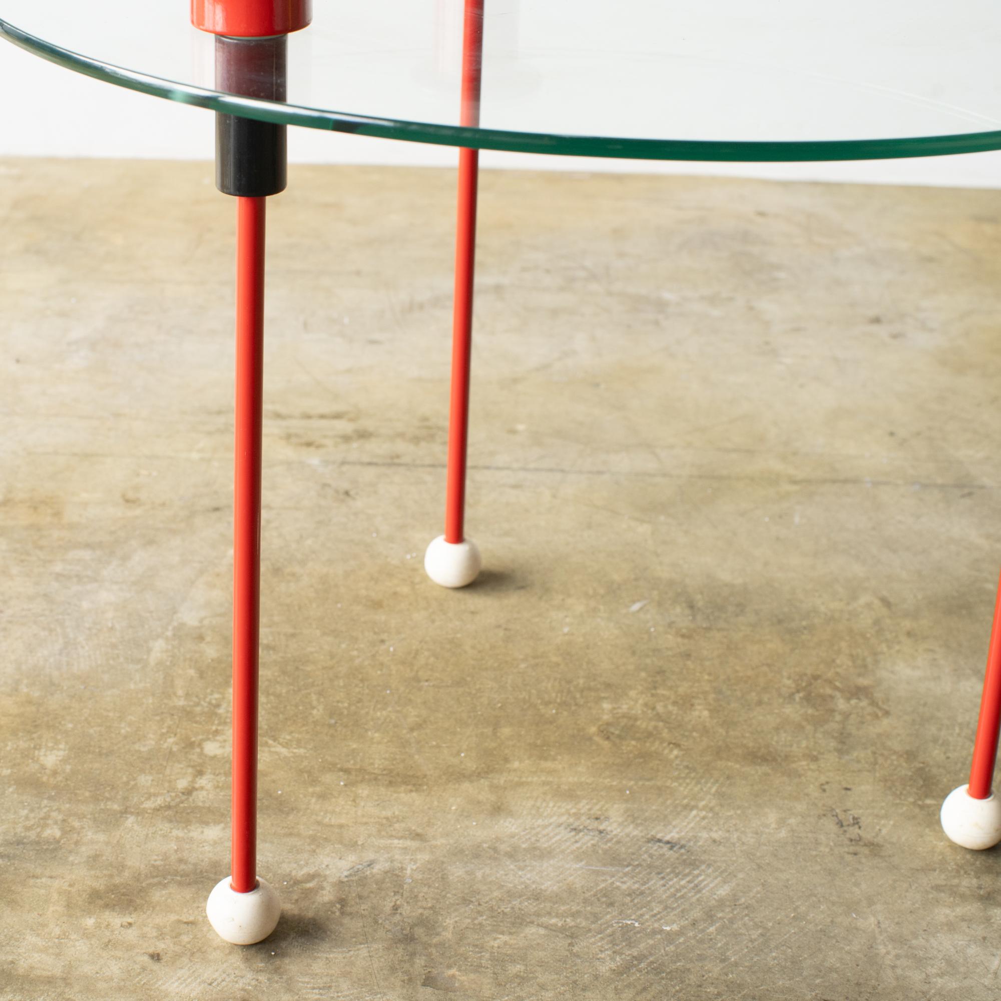 italien Porada Birillo table d'appoint postmoderne style années 80 en vente