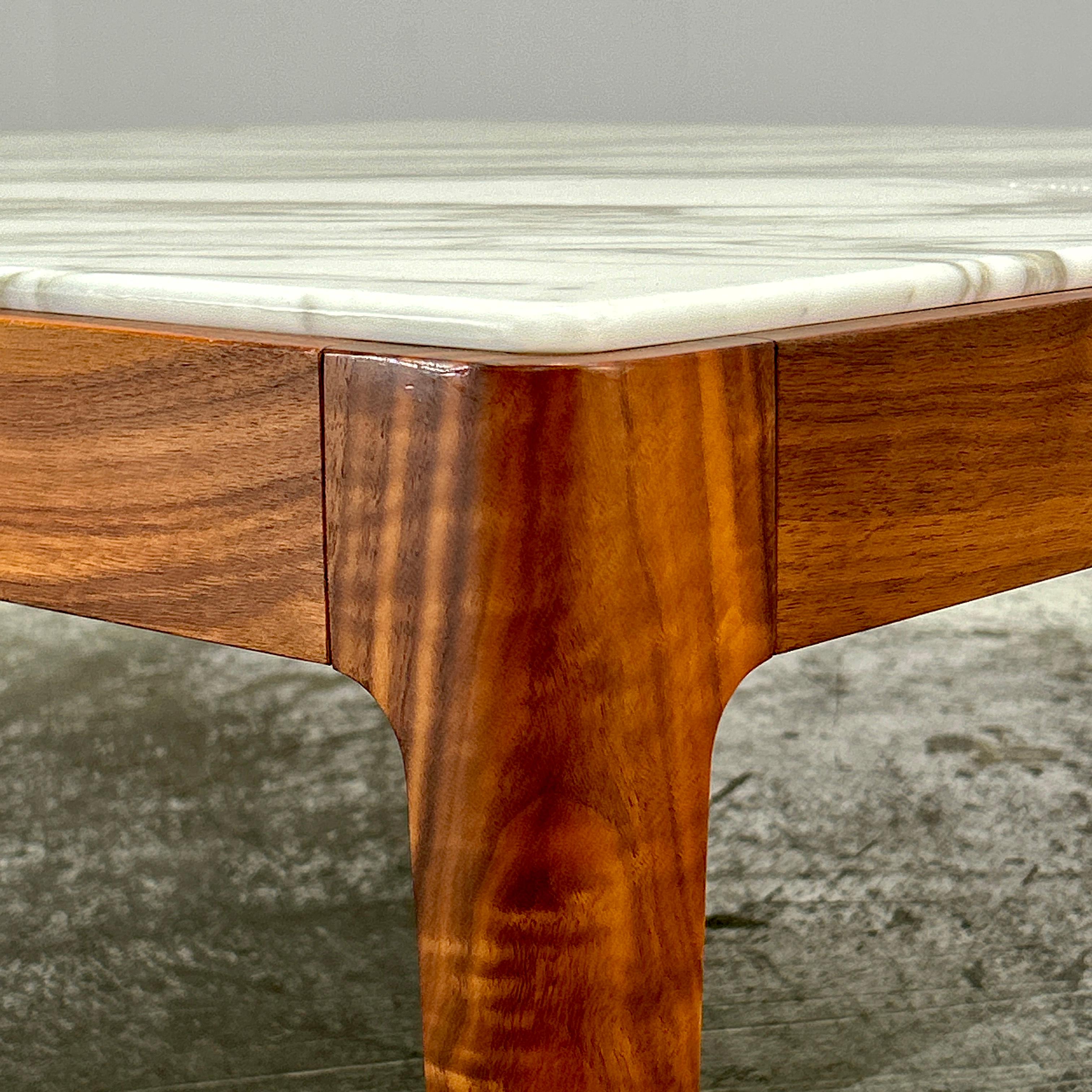 Mesa baja Porada Ziggy de C. Ballabio Moderno
