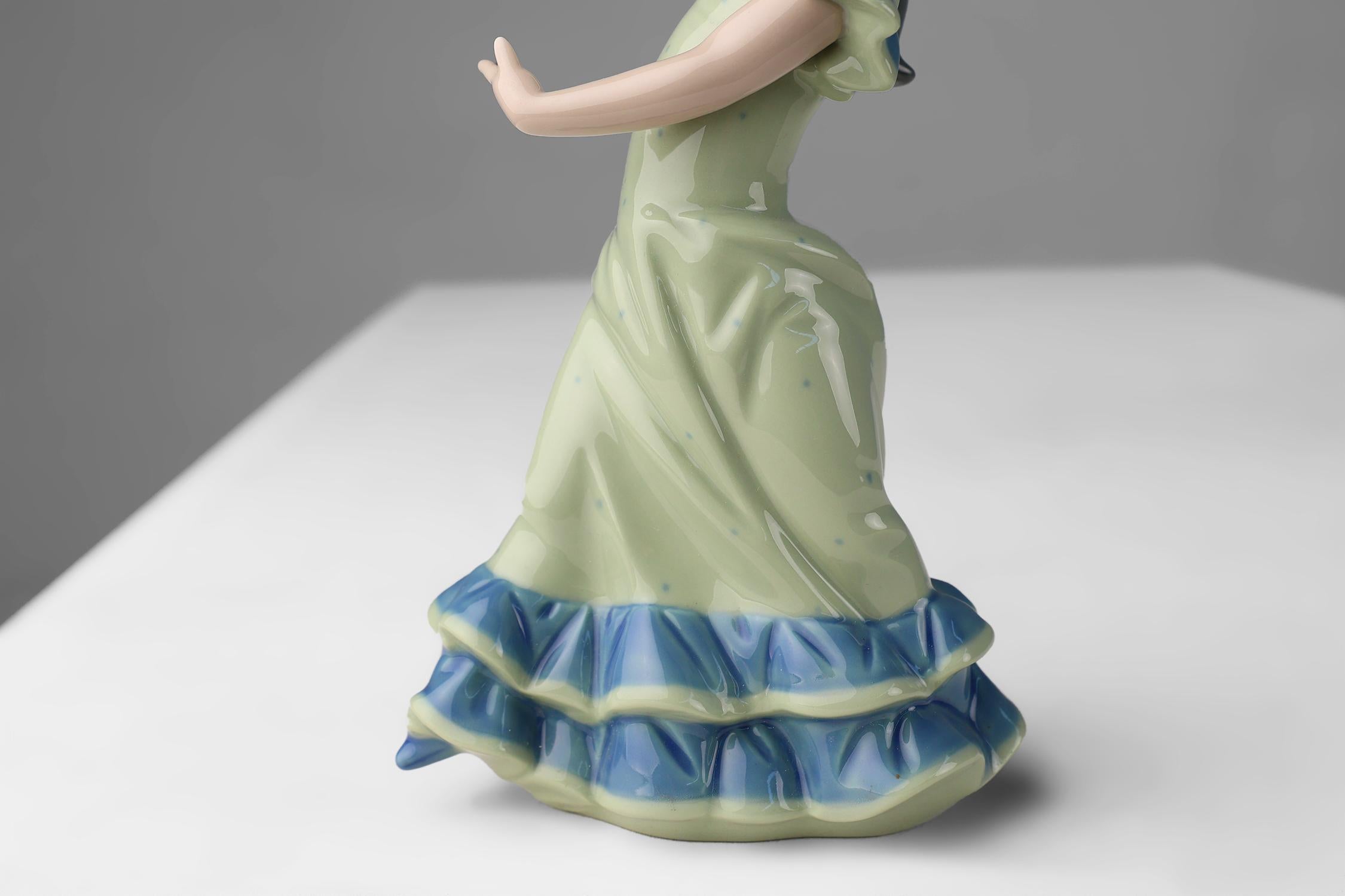 Figurita de porcelana años 50 