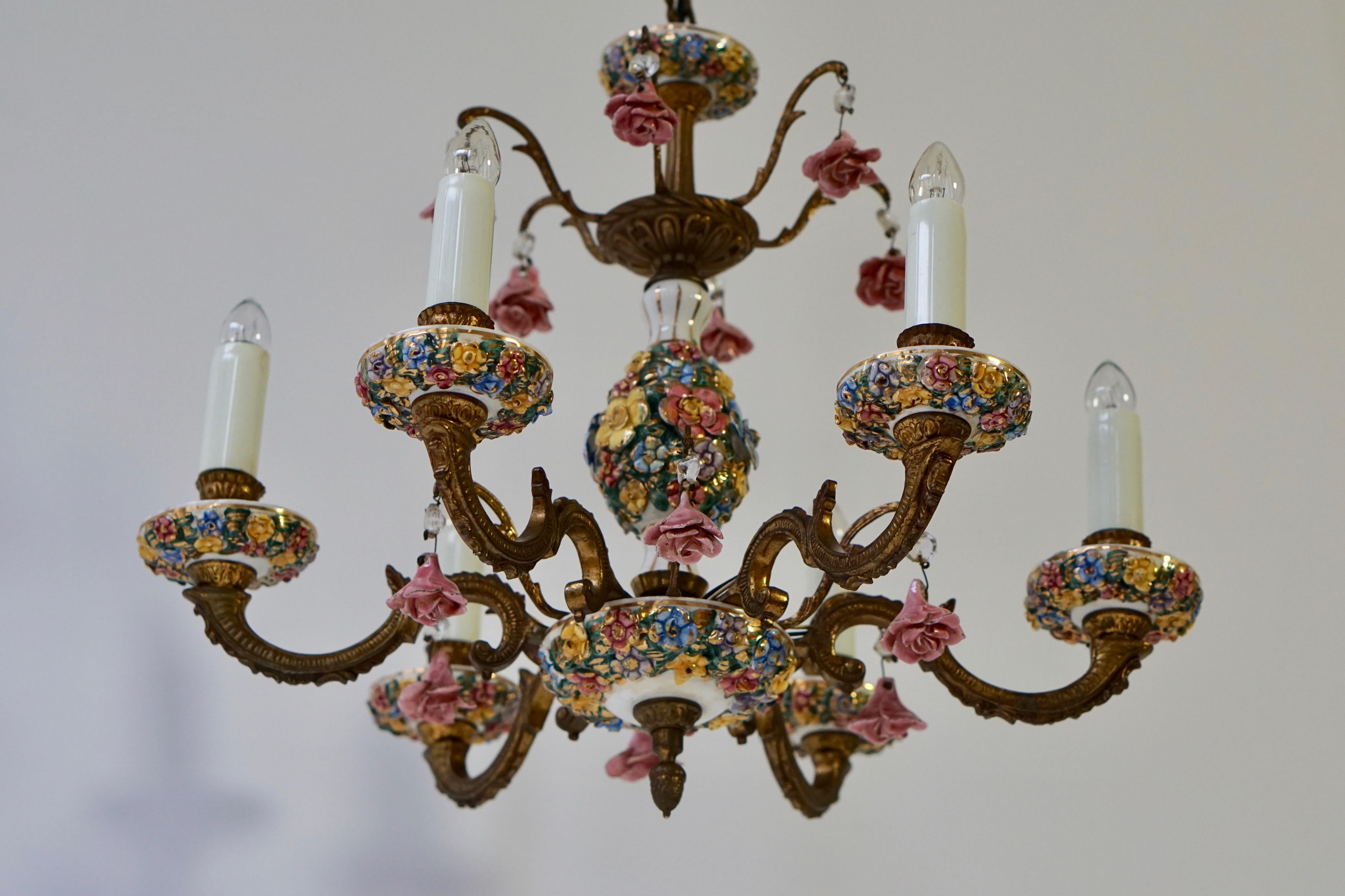 20th Century Porcelain and Brass 6-Light Chandelier with Flower Decoration