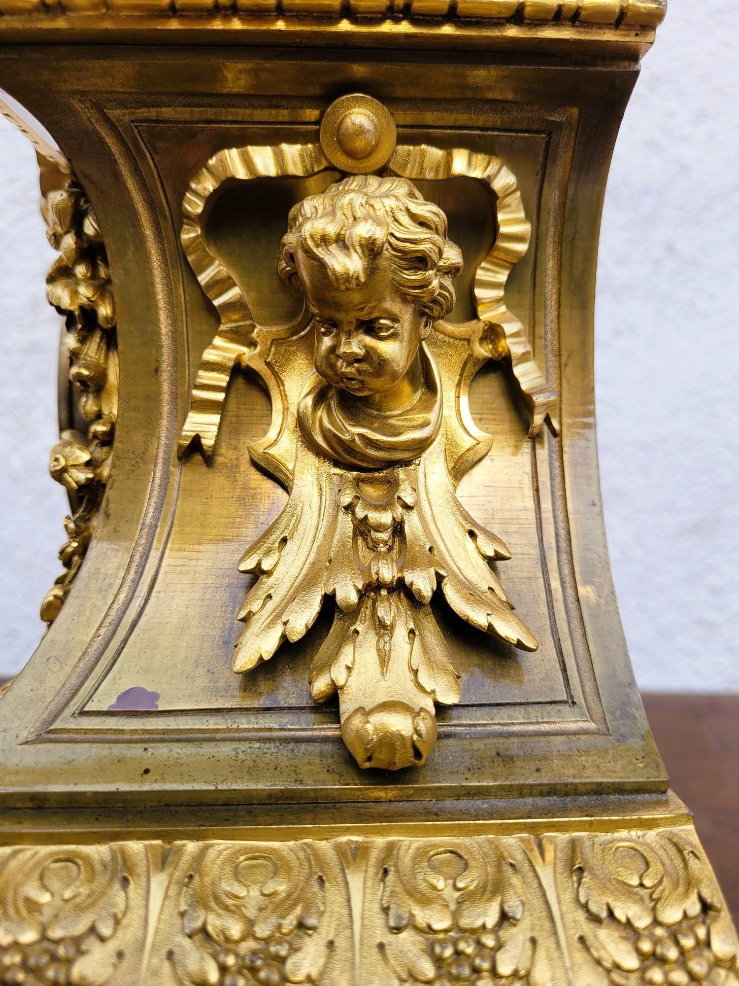 Porcelain And Gilt Bronze Clock, Napoleon III, 19th Century For Sale 5