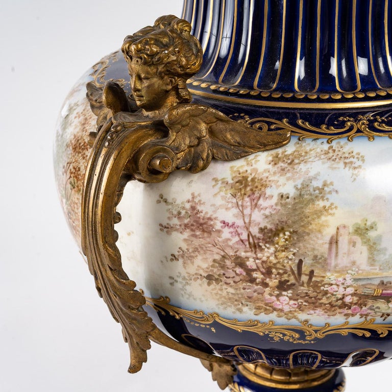 Bronze Porcelain and gilt bronze vase, 19th century For Sale