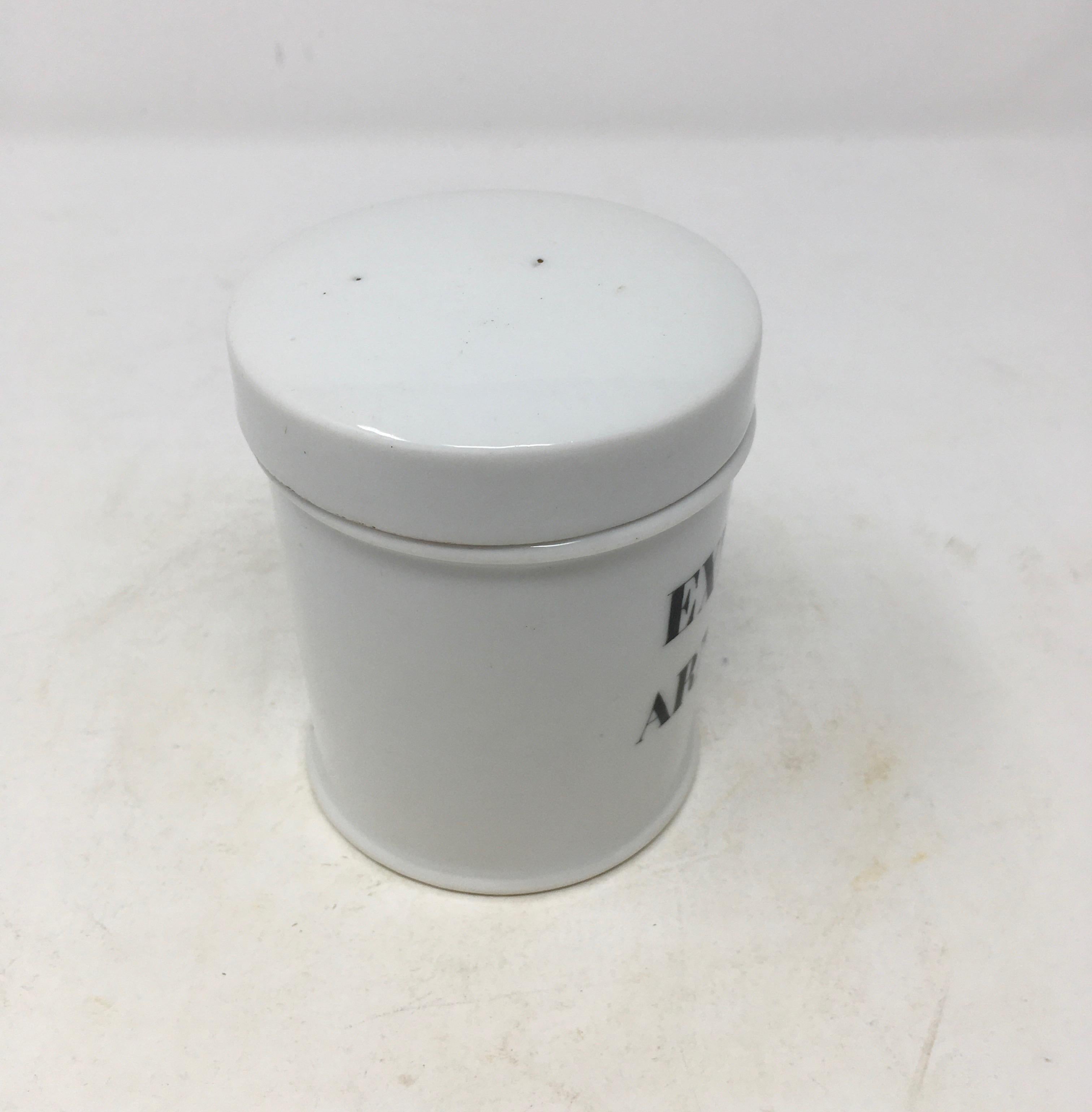 Porcelain Apothecary Jar In Good Condition For Sale In Houston, TX