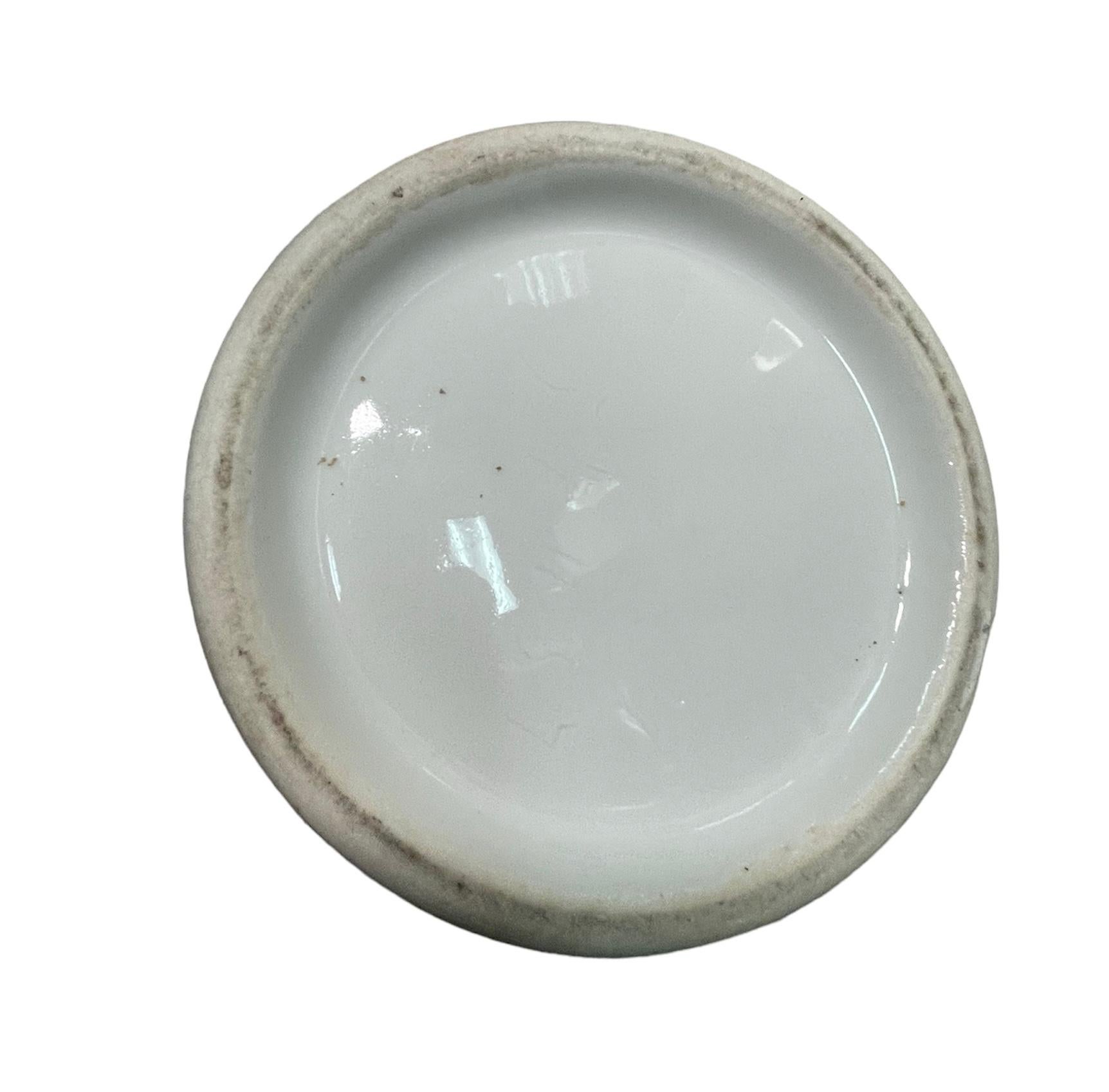 Vaso da farmacia in porcellana in vendita 1