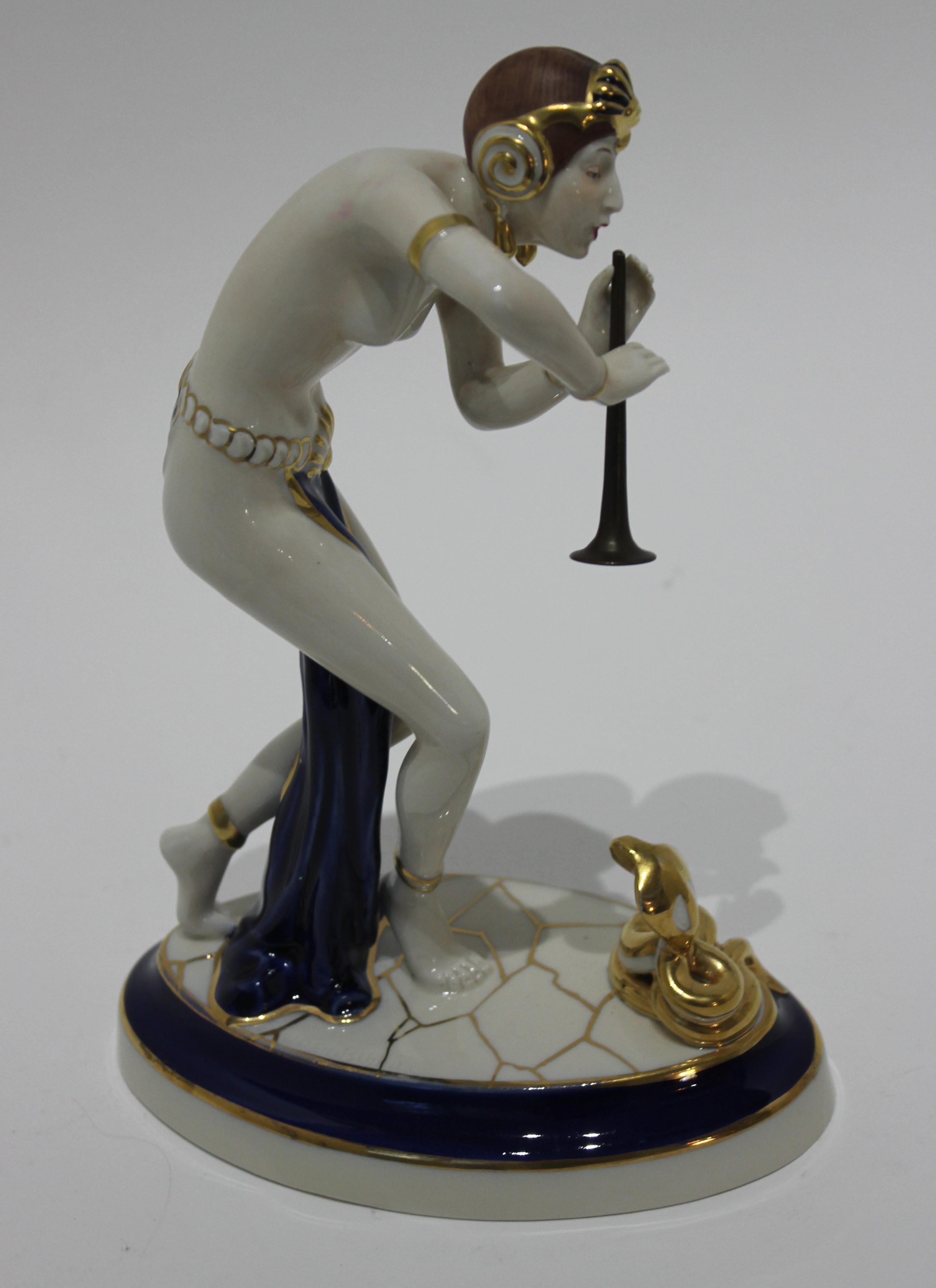 Tchèque Figurine de breloque serpent Art Déco en vente