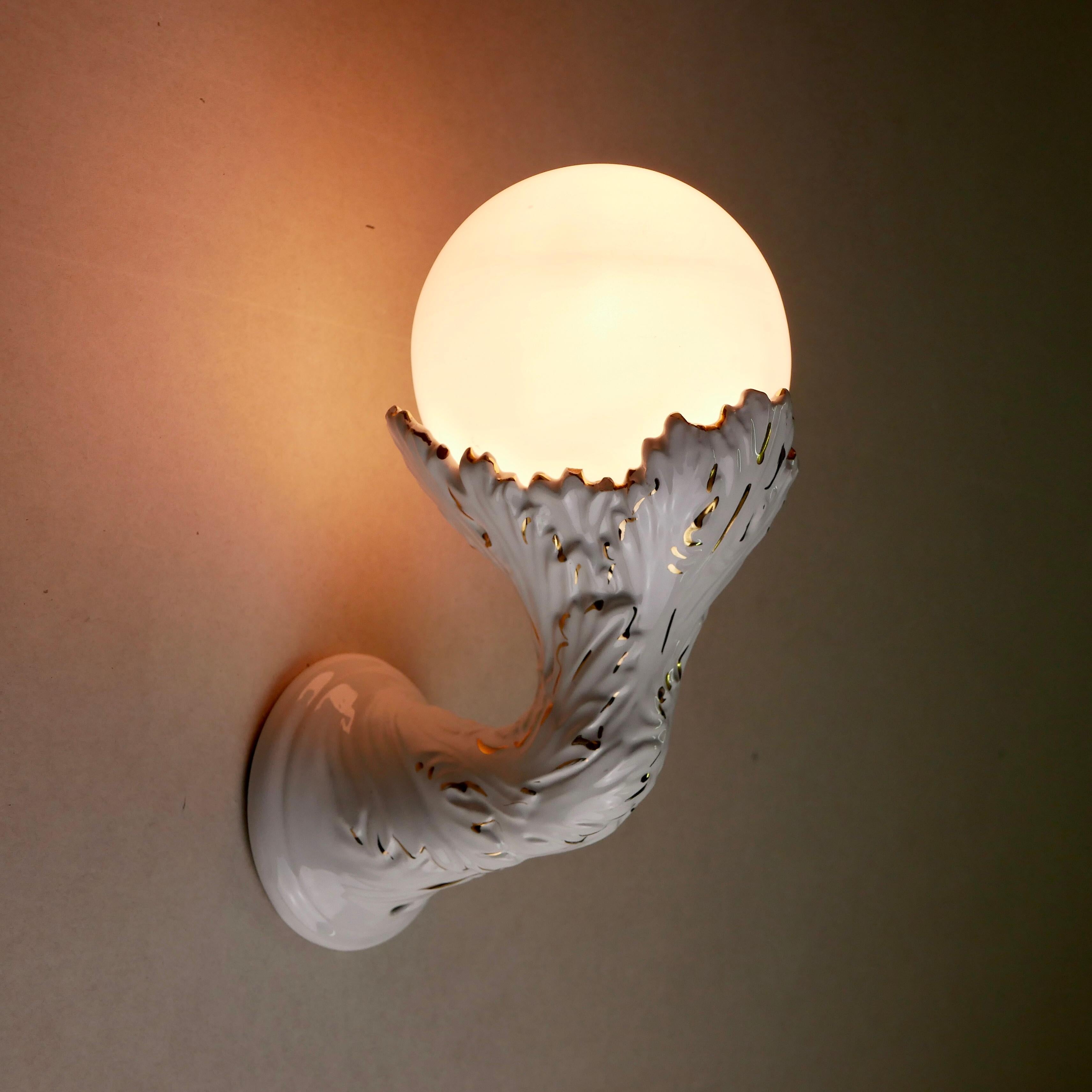 Porcelain Art Deco Style Organic Wall Light from the Netherlands, 1950s For Sale 6